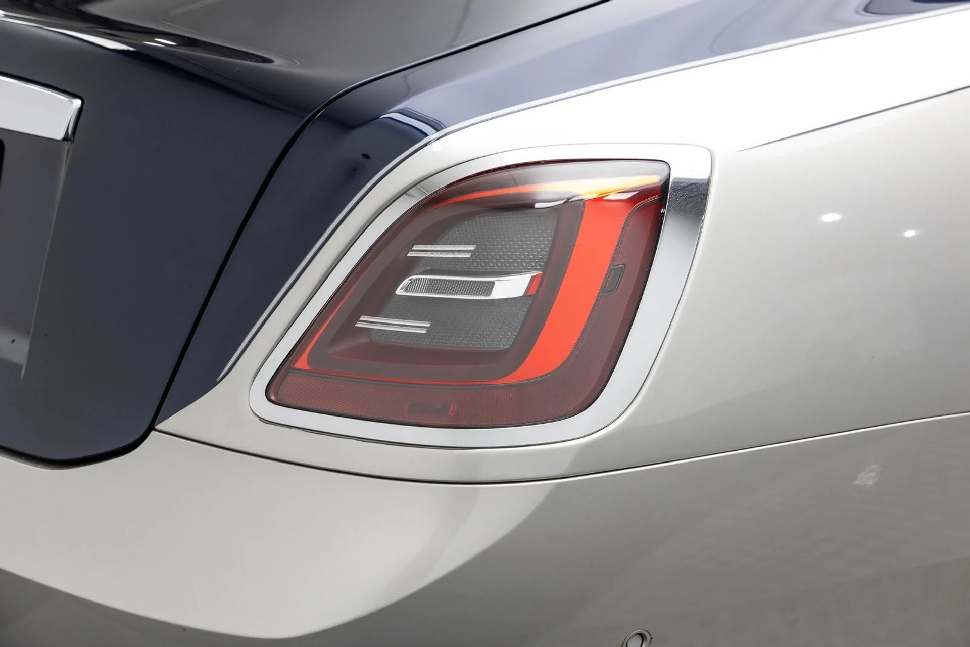 mph078_250623039_79_e01e086d04