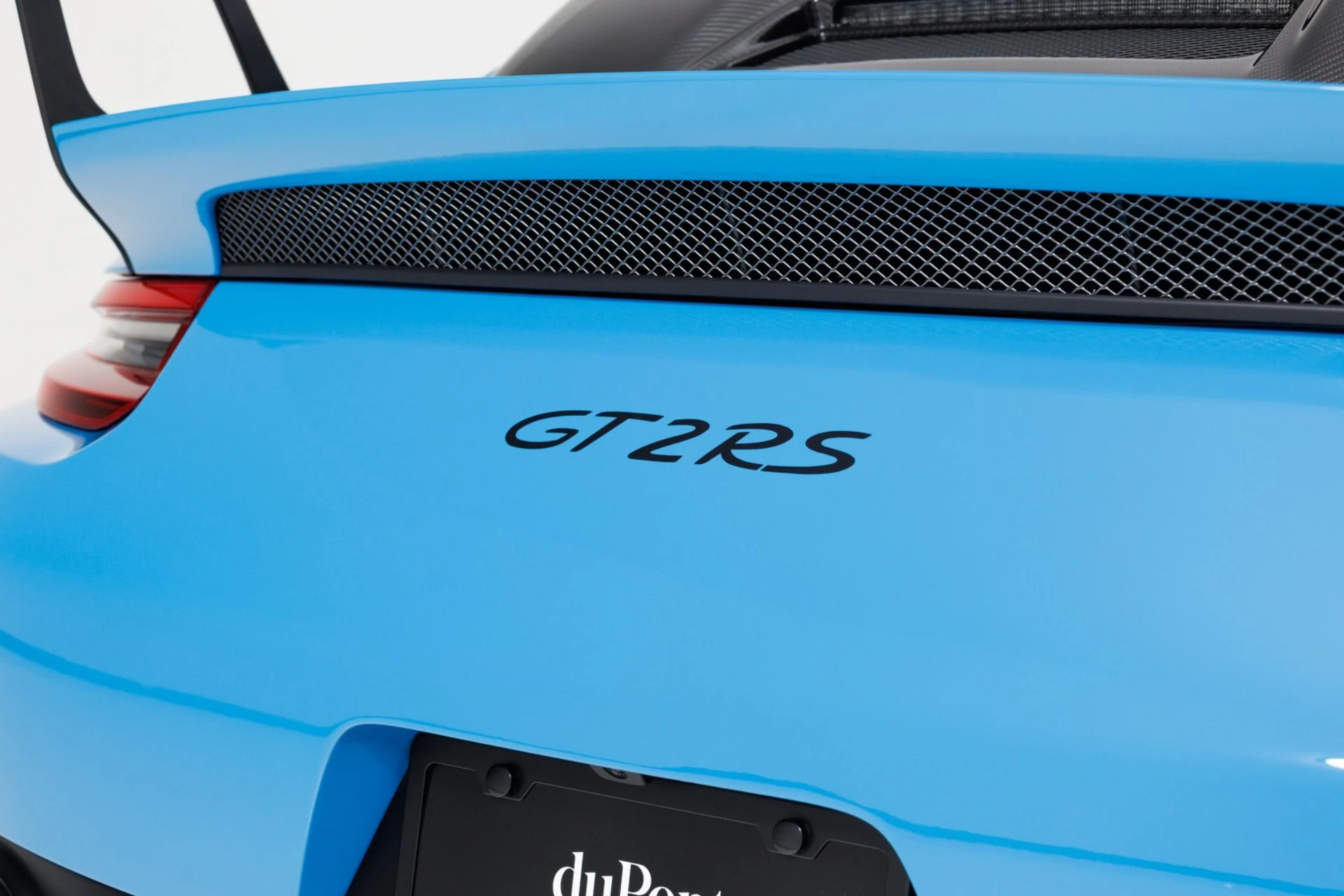 mph078_2568494562_Used_2019_Porsche_911_GT_2_RS_1792013927_a3124e6cc3