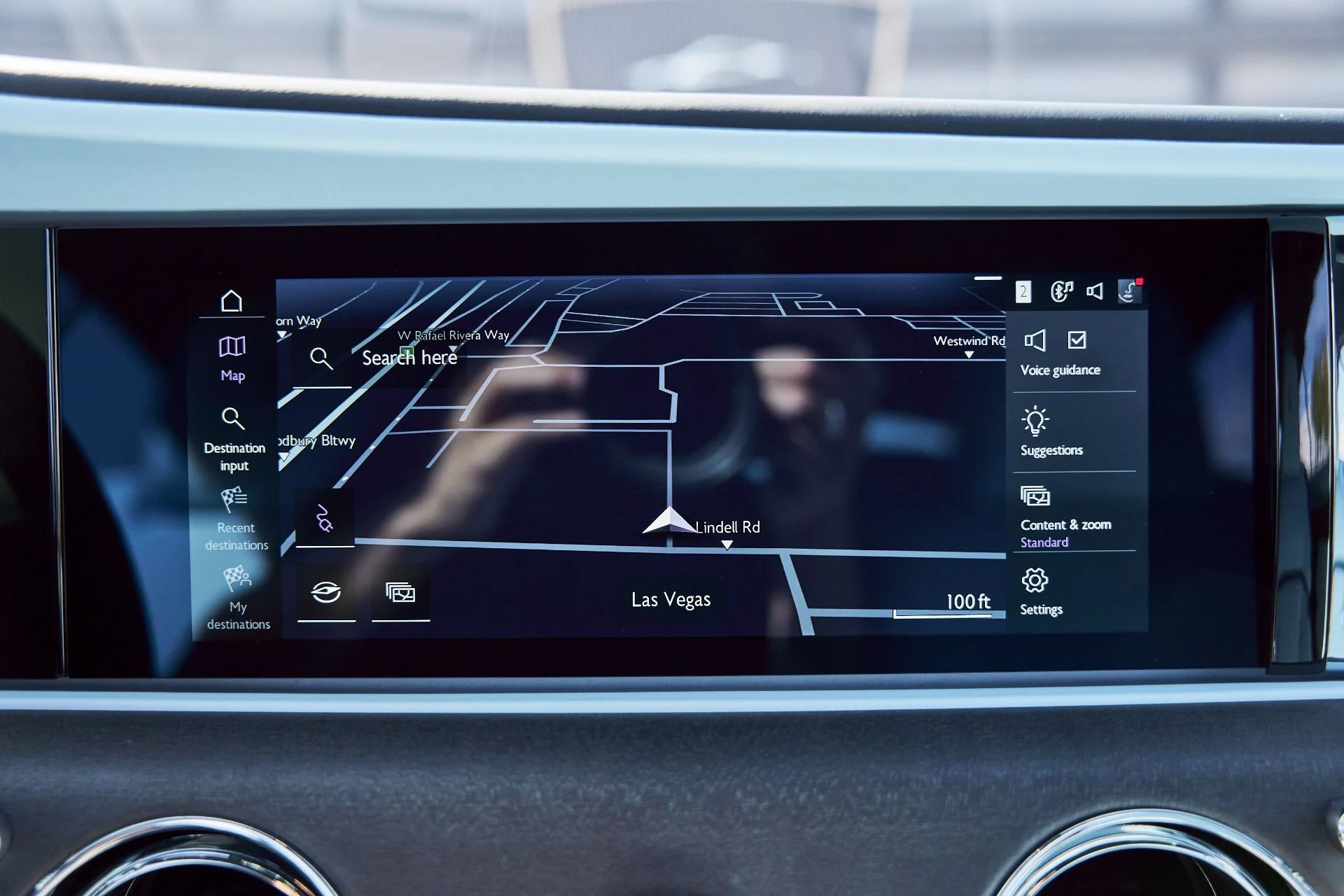 mph078_2657347402_Used_2025_Rolls_Royce_Spectre_Base_1773452604_5fbd5f7b88