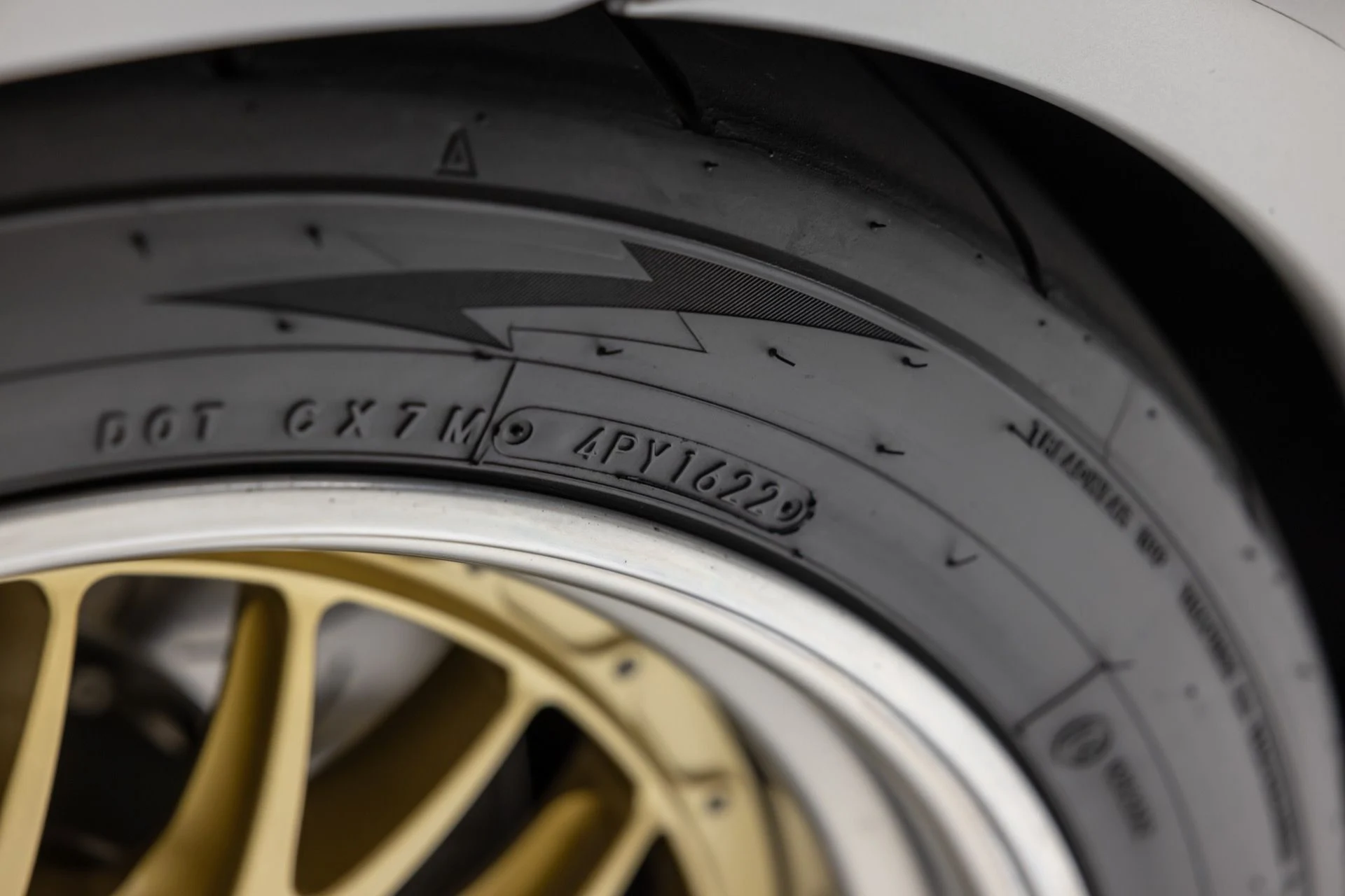 mph078_2896901024_13475_p79_l_9dffb563ae