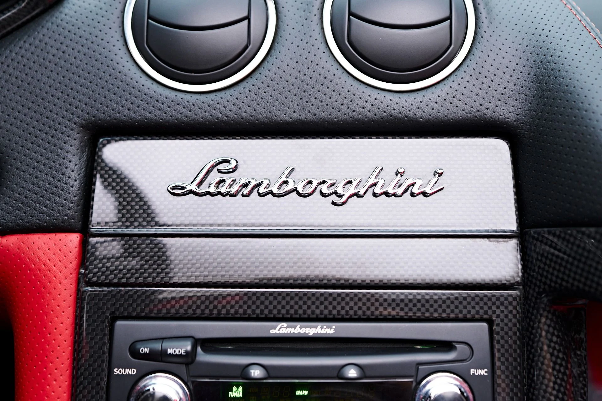 mph078_2902611701_Used_2006_Lamborghini_Murcielago_Base_1753322496_a8af0dfbfe
