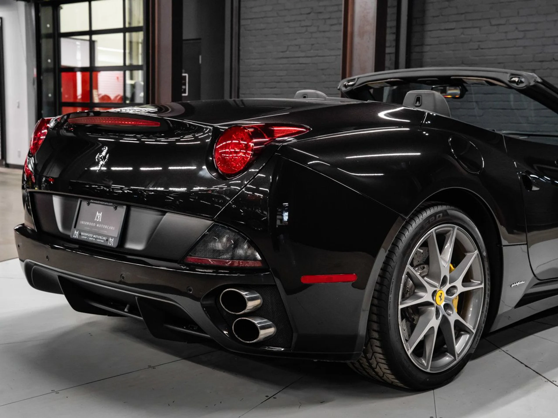 mph078_2912941356_ferrari_california_2011_f4d4d79f5a