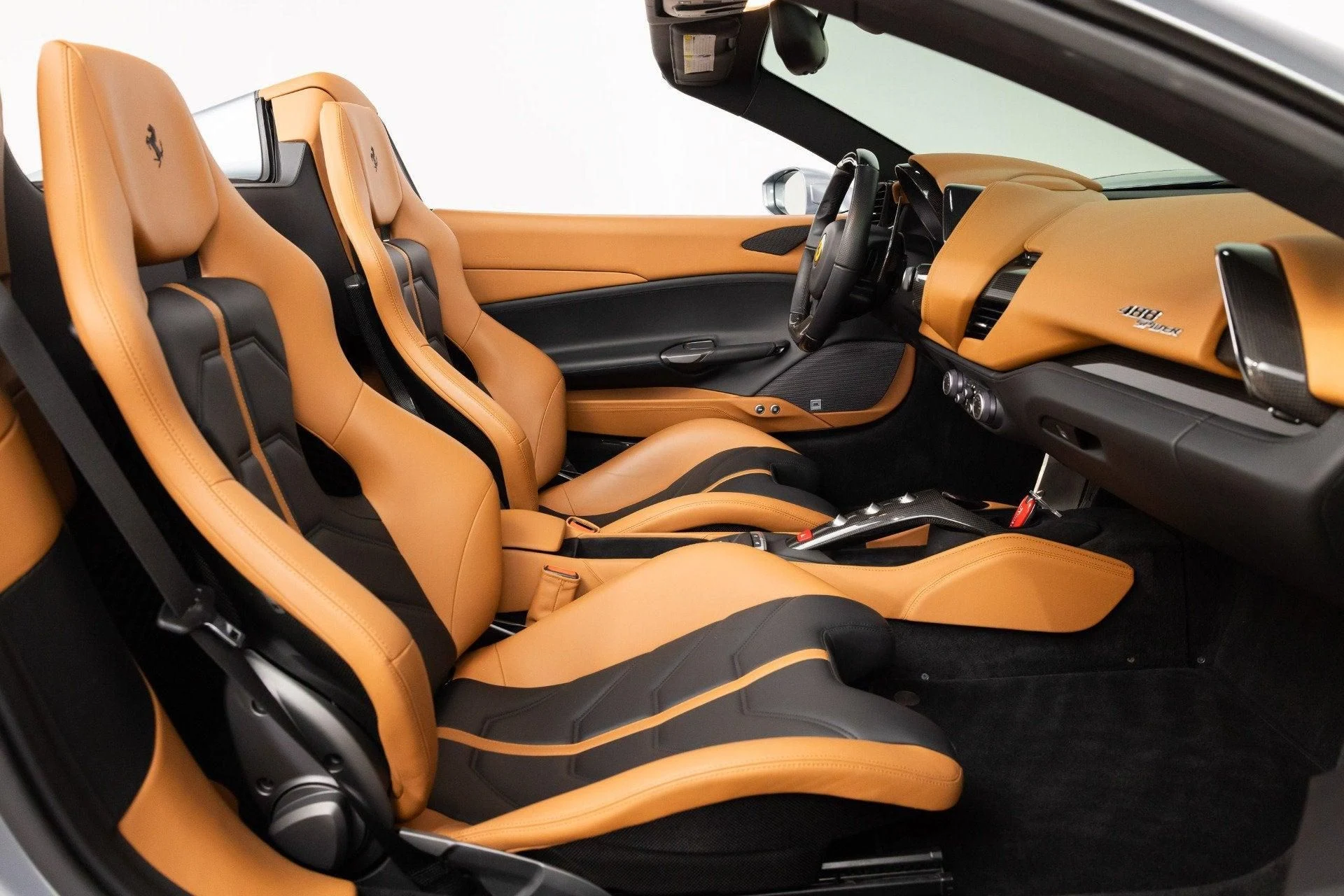 mph078_2983641600_Used_2017_Ferrari_488_Spider_1784891703_867345ea20