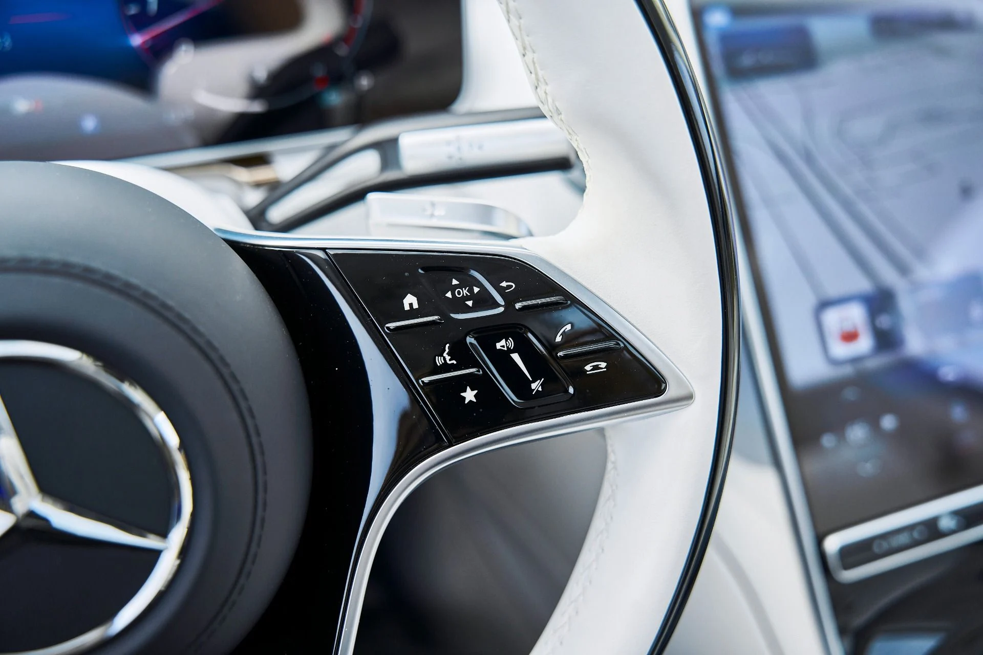 mph078_3104491616_Used_2023_Mercedes_Benz_S_Class_Maybach_S_680_1772678678_05208595ab