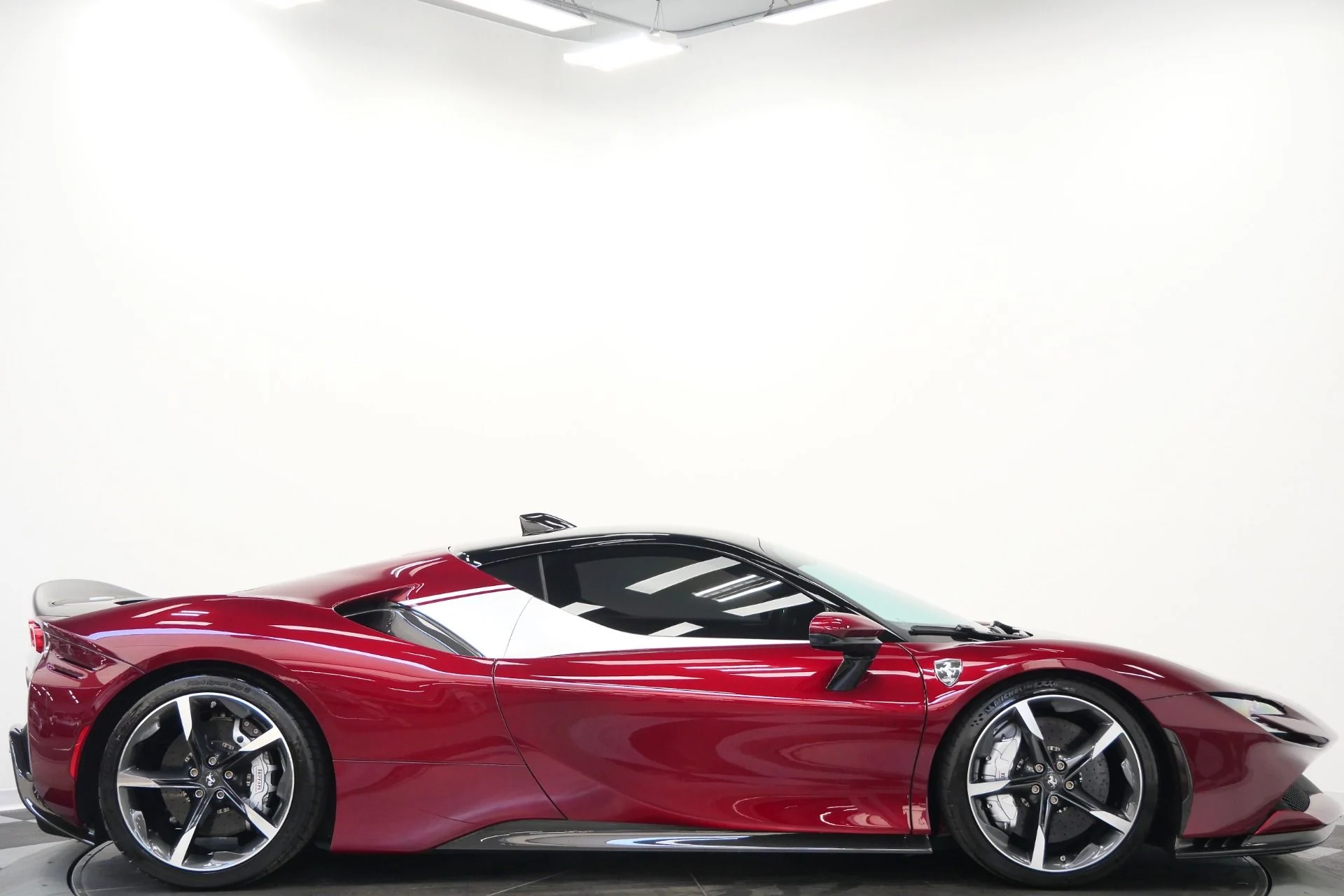 mph078_3127287575_Used_2021_Ferrari_SF_90_Stradale_Assetto_Fiorano_245_K_in_Options_Amazing_Color_1774374254_8b008178e9