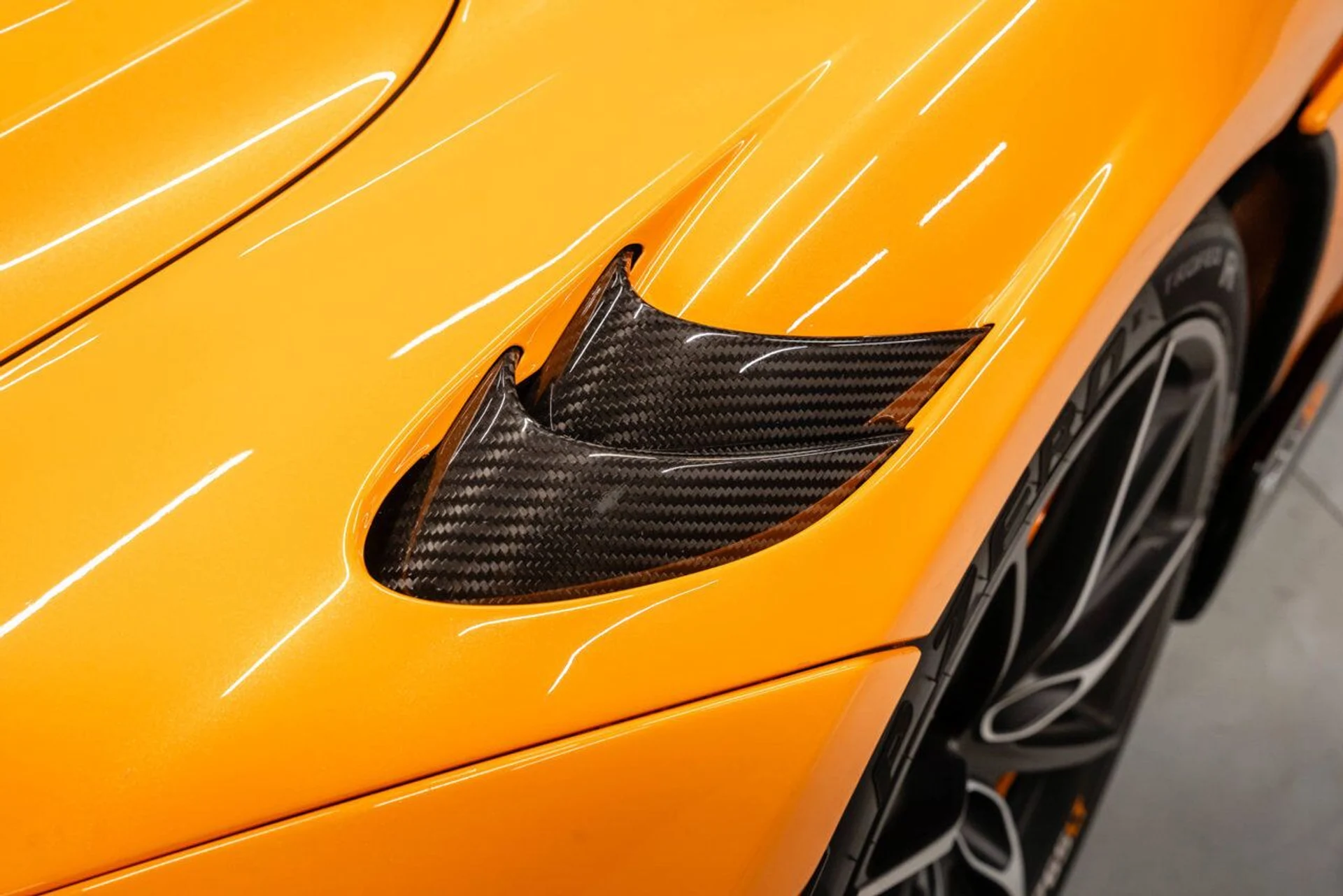 mph078_3129524861_mclaren_765lt_2021_1df5d13c56