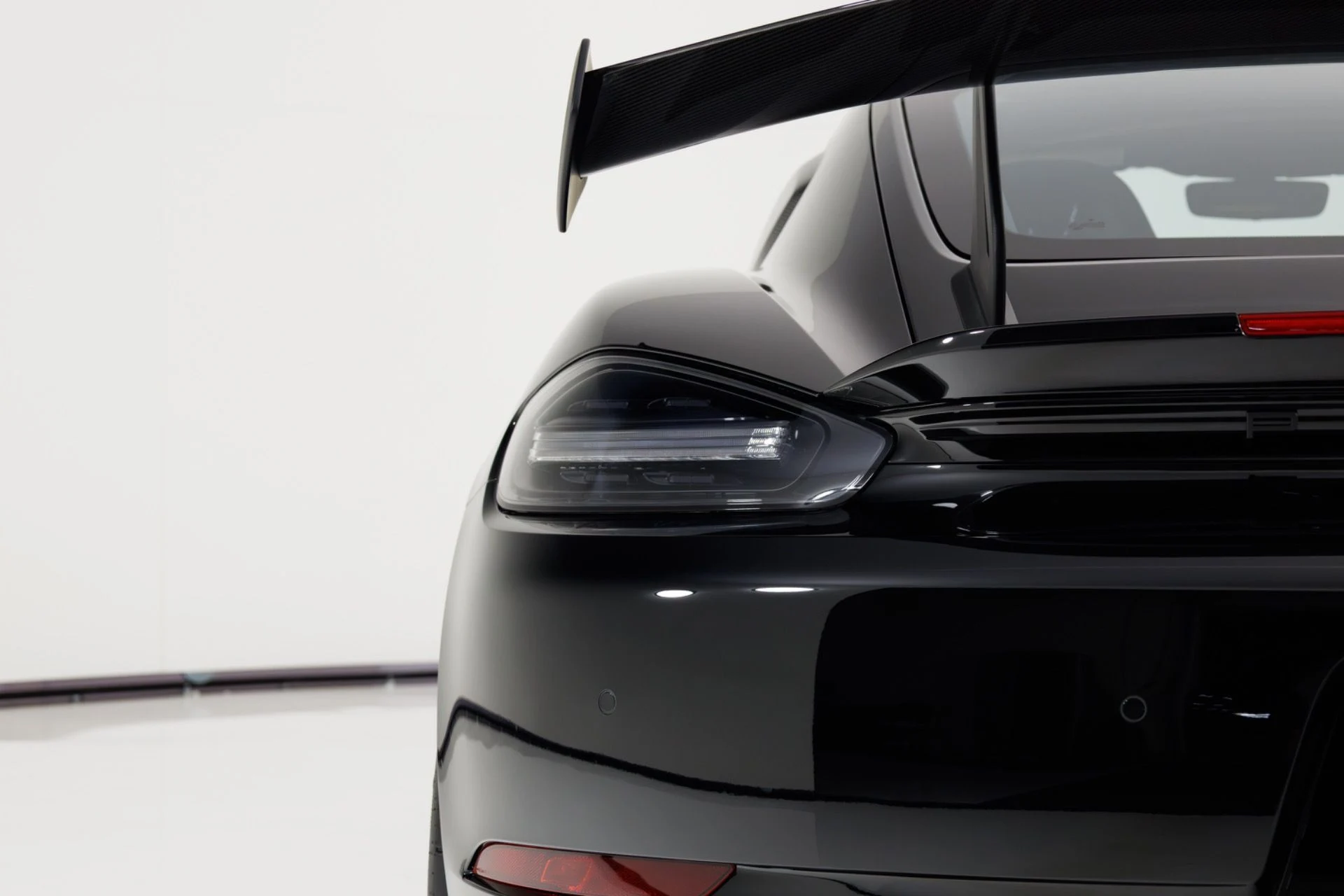 mph078_3174996169_Used_2025_Porsche_718_Cayman_GT_4_RS_1774365237_13d3c59083