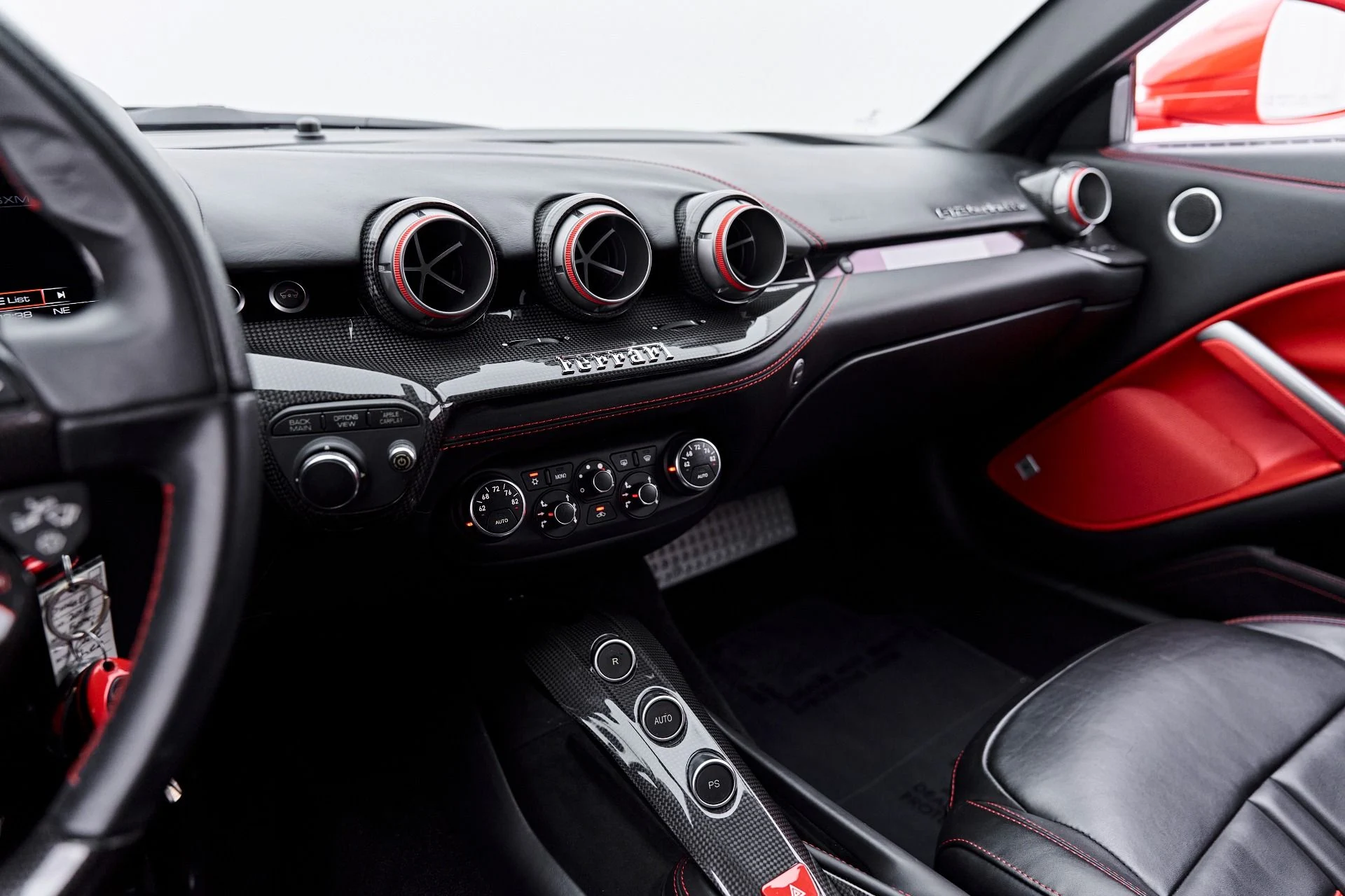 mph078_3209097276_Used_2016_Ferrari_F12_Berlinetta_1789434794_84783abd64