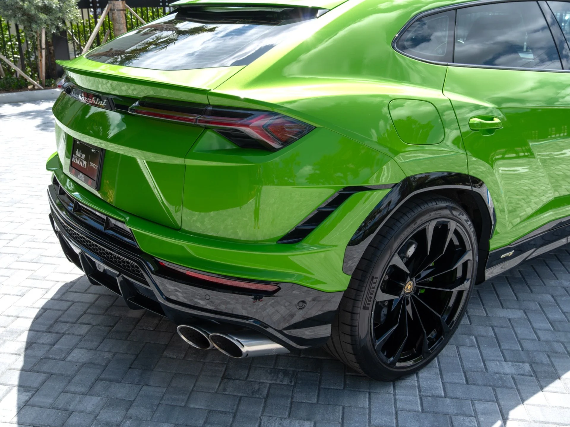 mph078_3292296581_Used_2024_Lamborghini_Urus_S_1775489553_e5ae6bd1f4