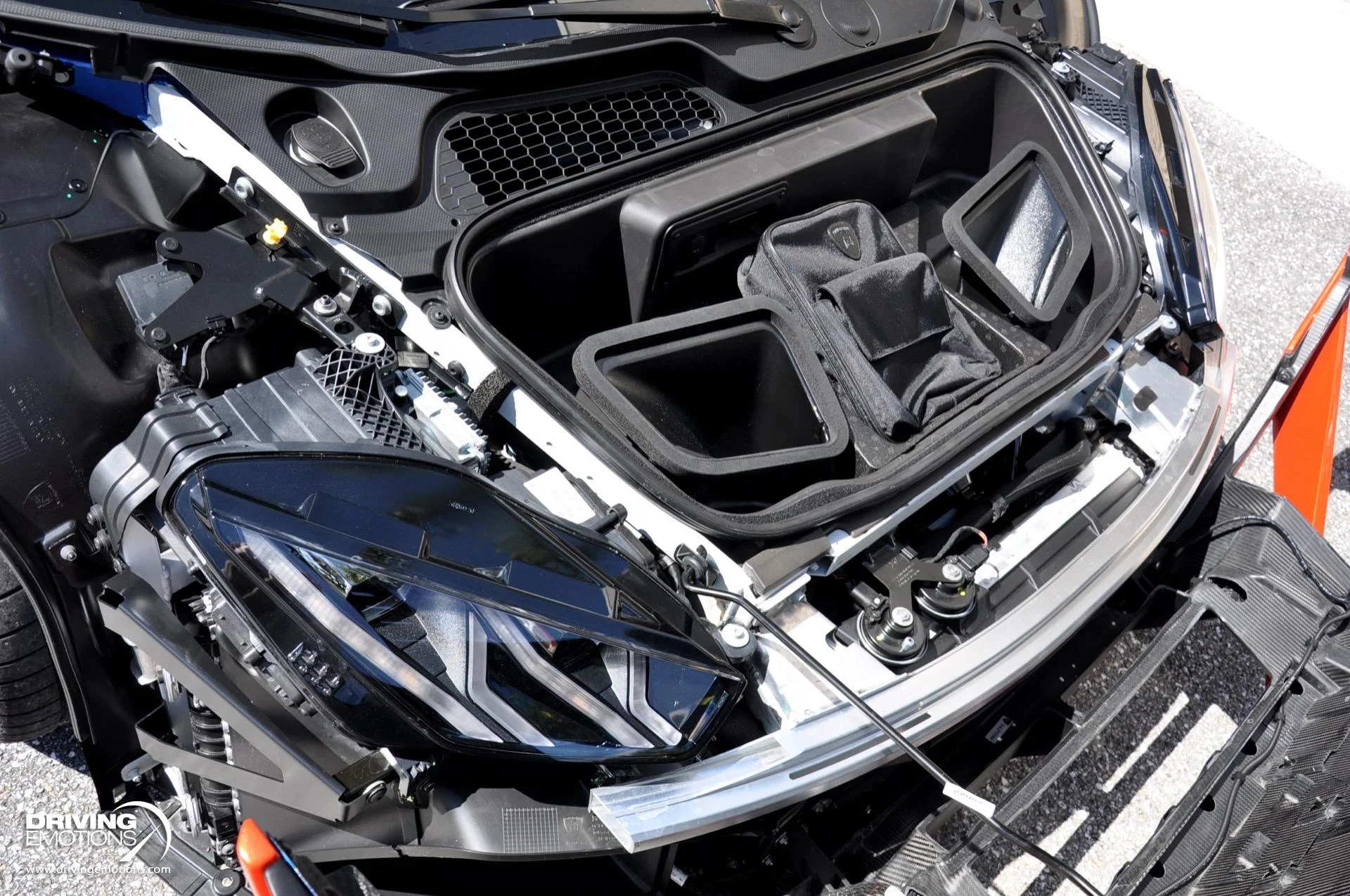 mph078_3509201678_743_p79_l_8e69eb30ba