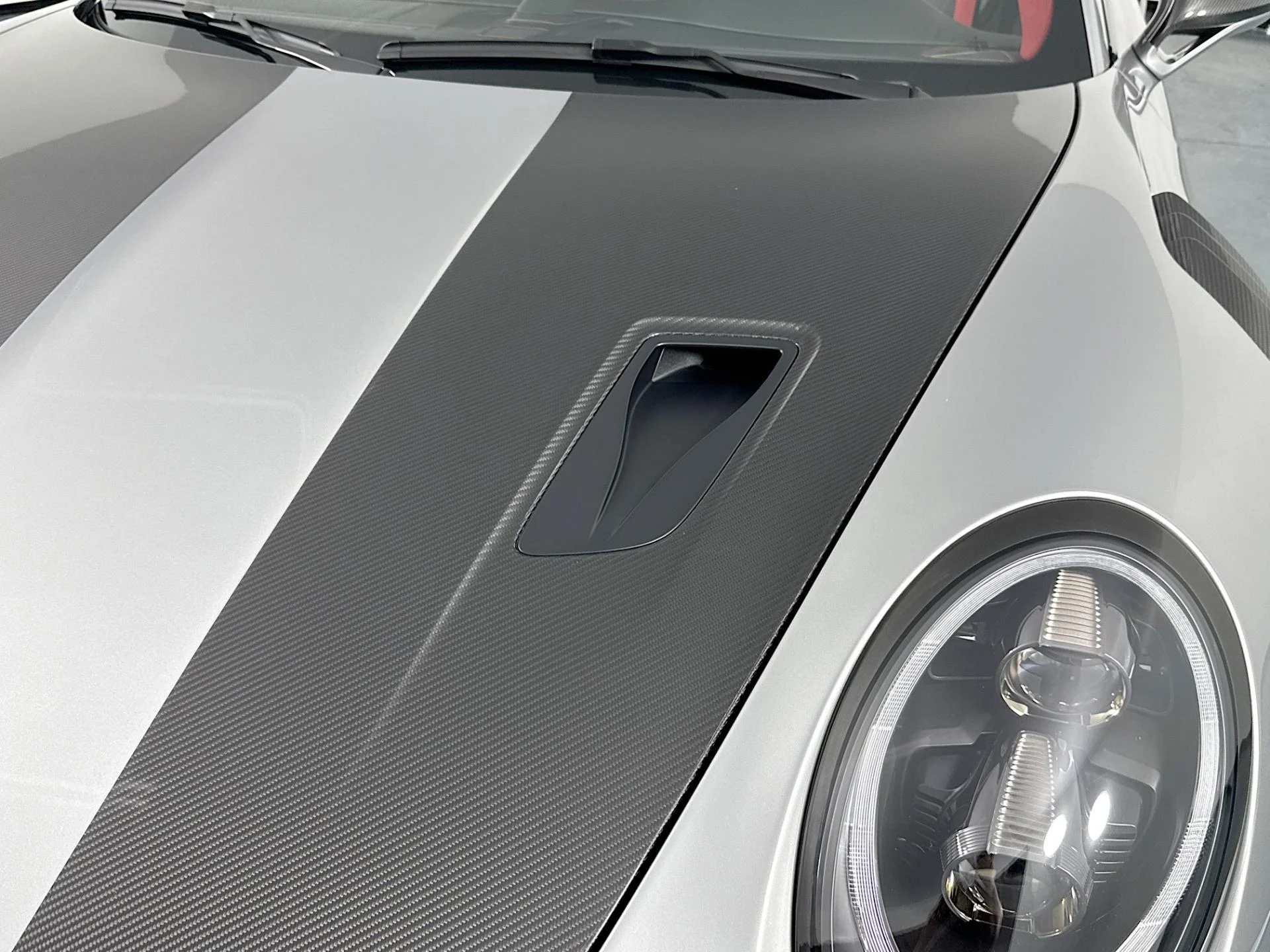 mph078_3513144433_Used_2018_Porsche_911_GT_2_RS_1784763019_9e73f6ea31
