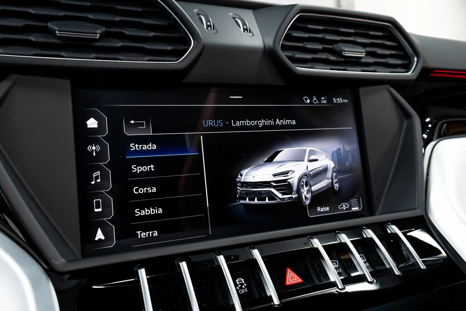 mph078_3560512696_Used_2019_Lamborghini_Urus_1772123275_a718e41050