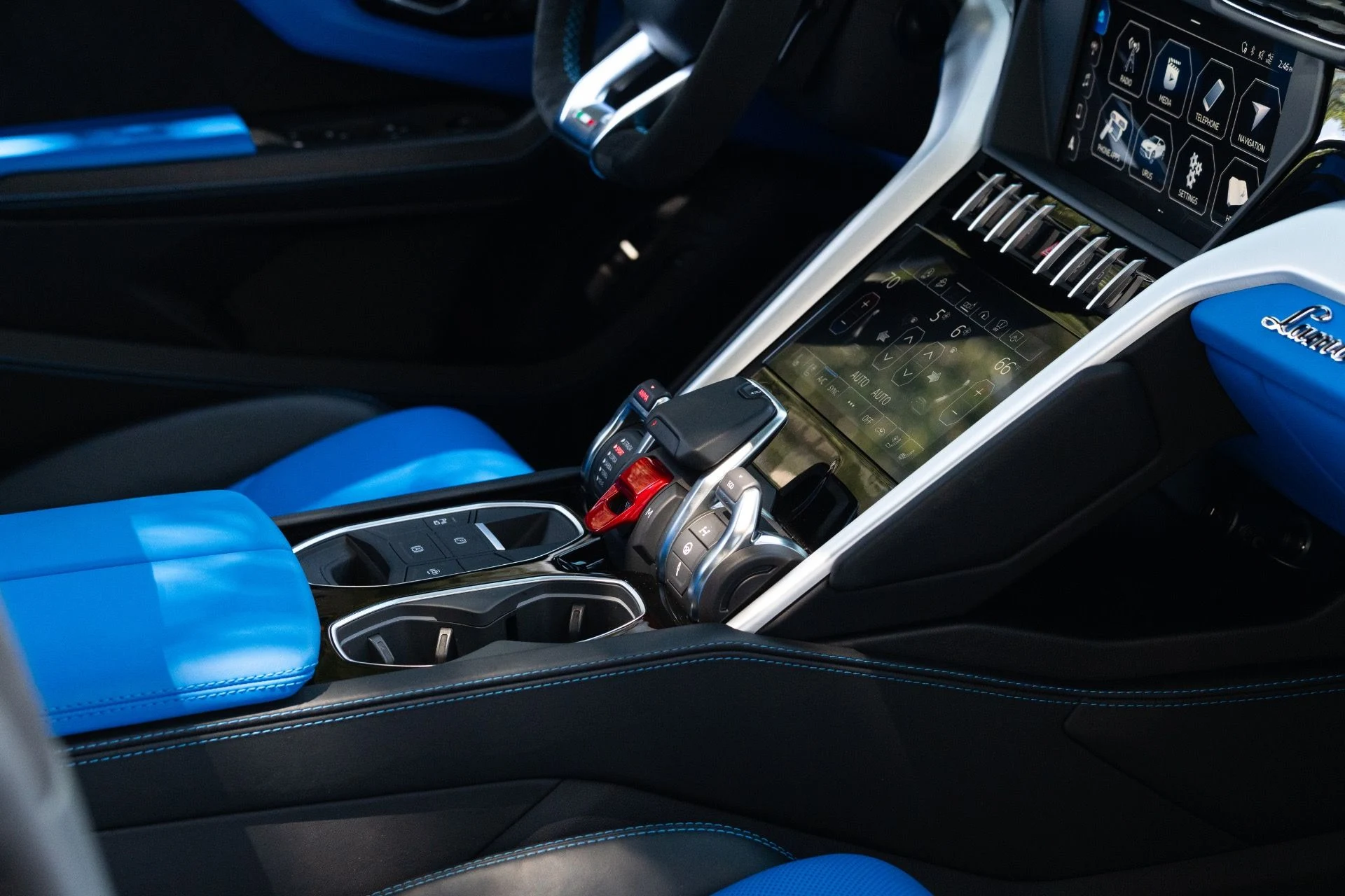 mph078_3664613938_Used_2019_Lamborghini_Urus_1781242066_072ba505d9