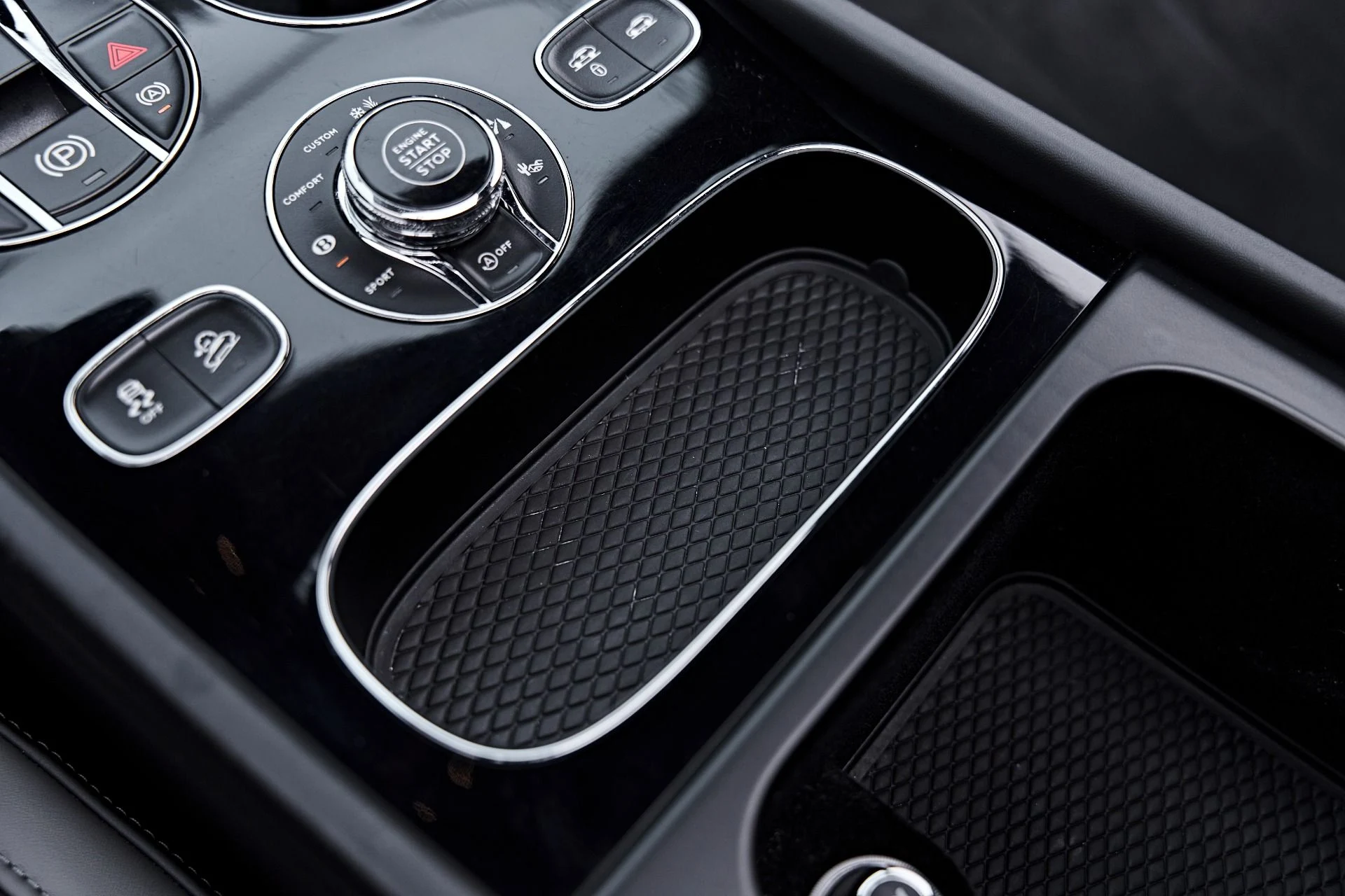mph078_3825212981_Used_2020_Bentley_Bentayga_Speed_1791510009_8bb407fa7d