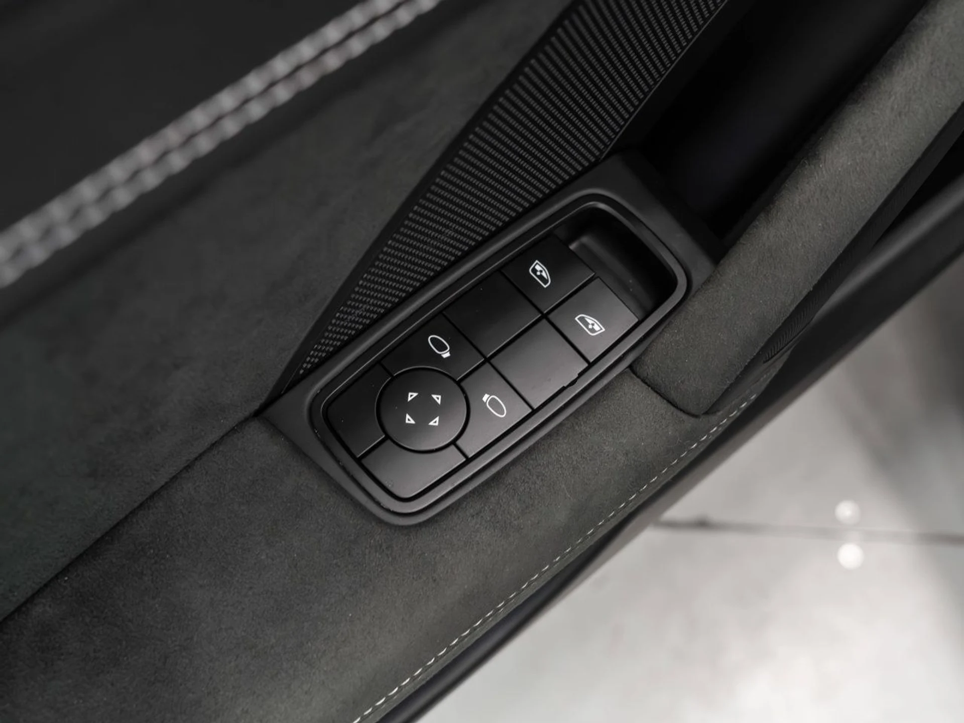 mph078_382804970_porsche_911_2022_3e92677f4c