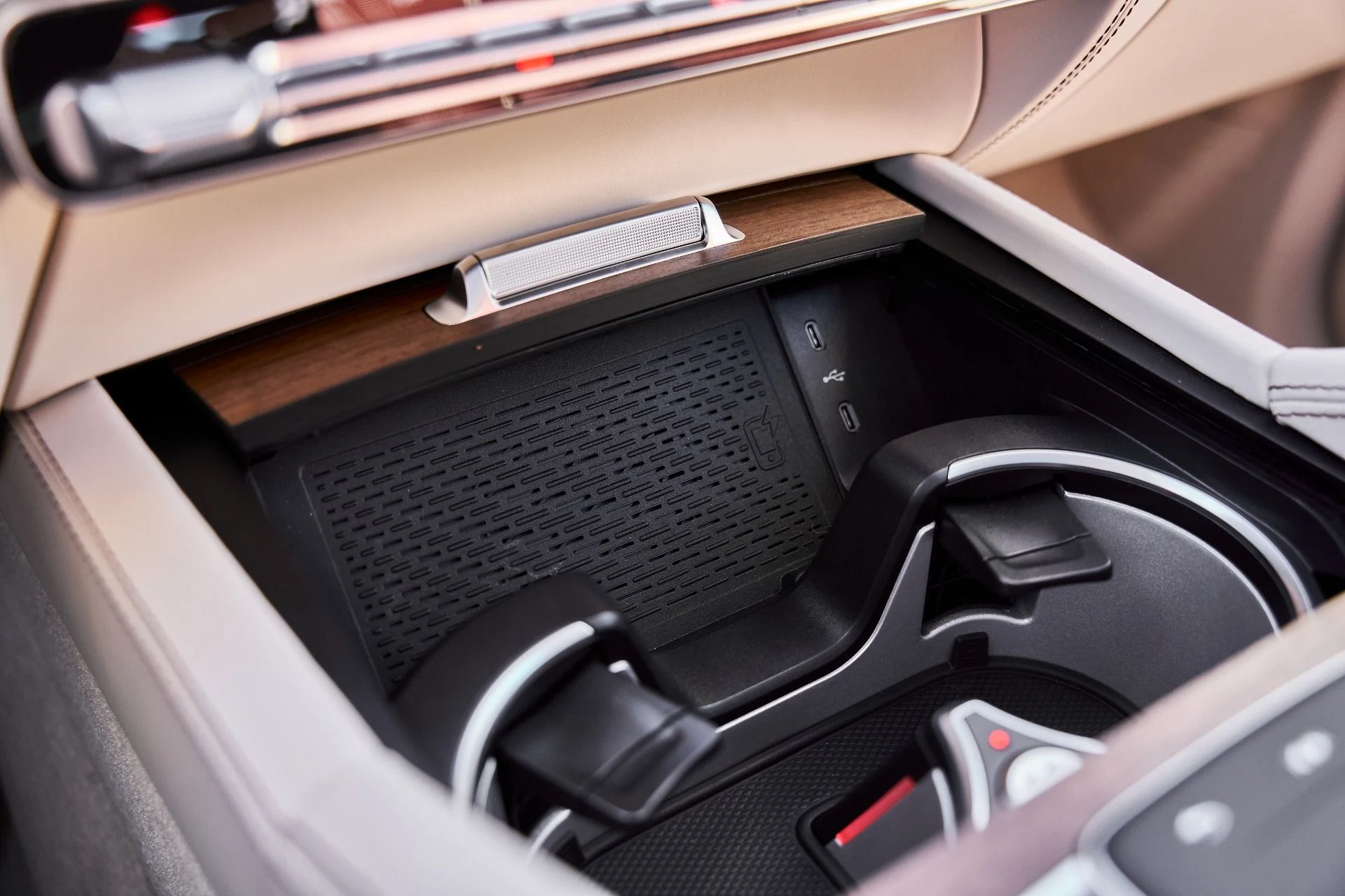 mph078_4053711669_Used_2026_Mercedes_Benz_GLS_Maybach_GLS_600_1772593296_491cf86d64