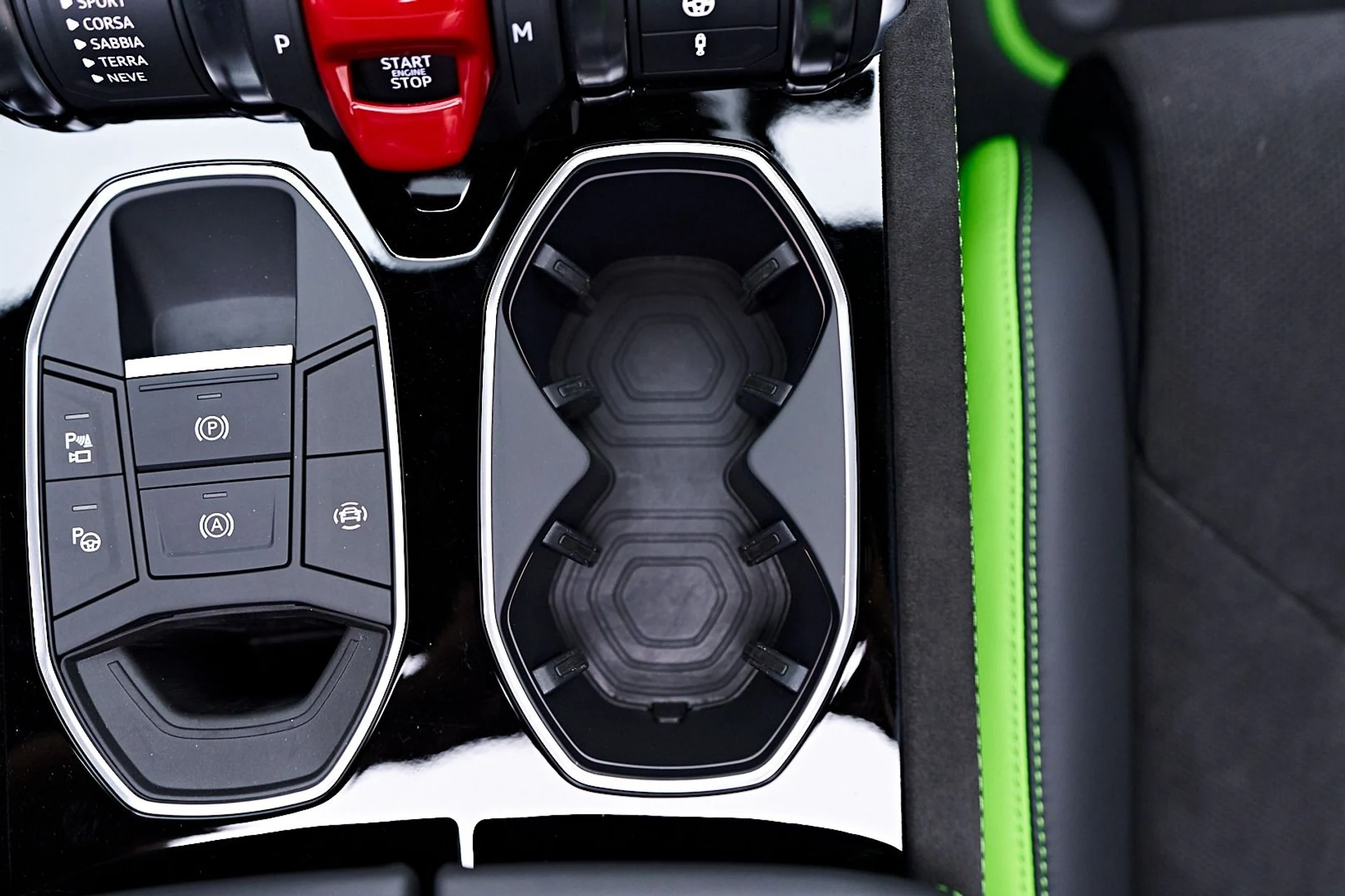 mph078_4216901012_Used_2024_Lamborghini_Urus_S_1745956869_392d7f6569