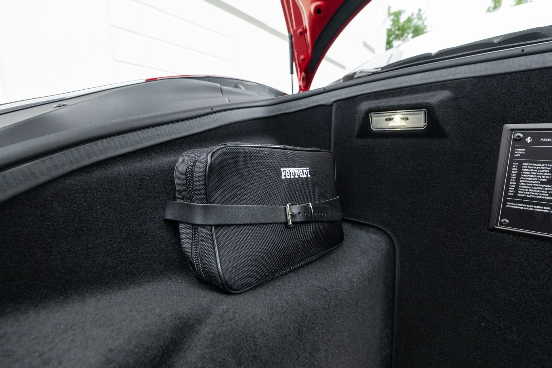 mph078_4288455459_Used_2019_Ferrari_488_Spider_1775191642_05b9b58dfb