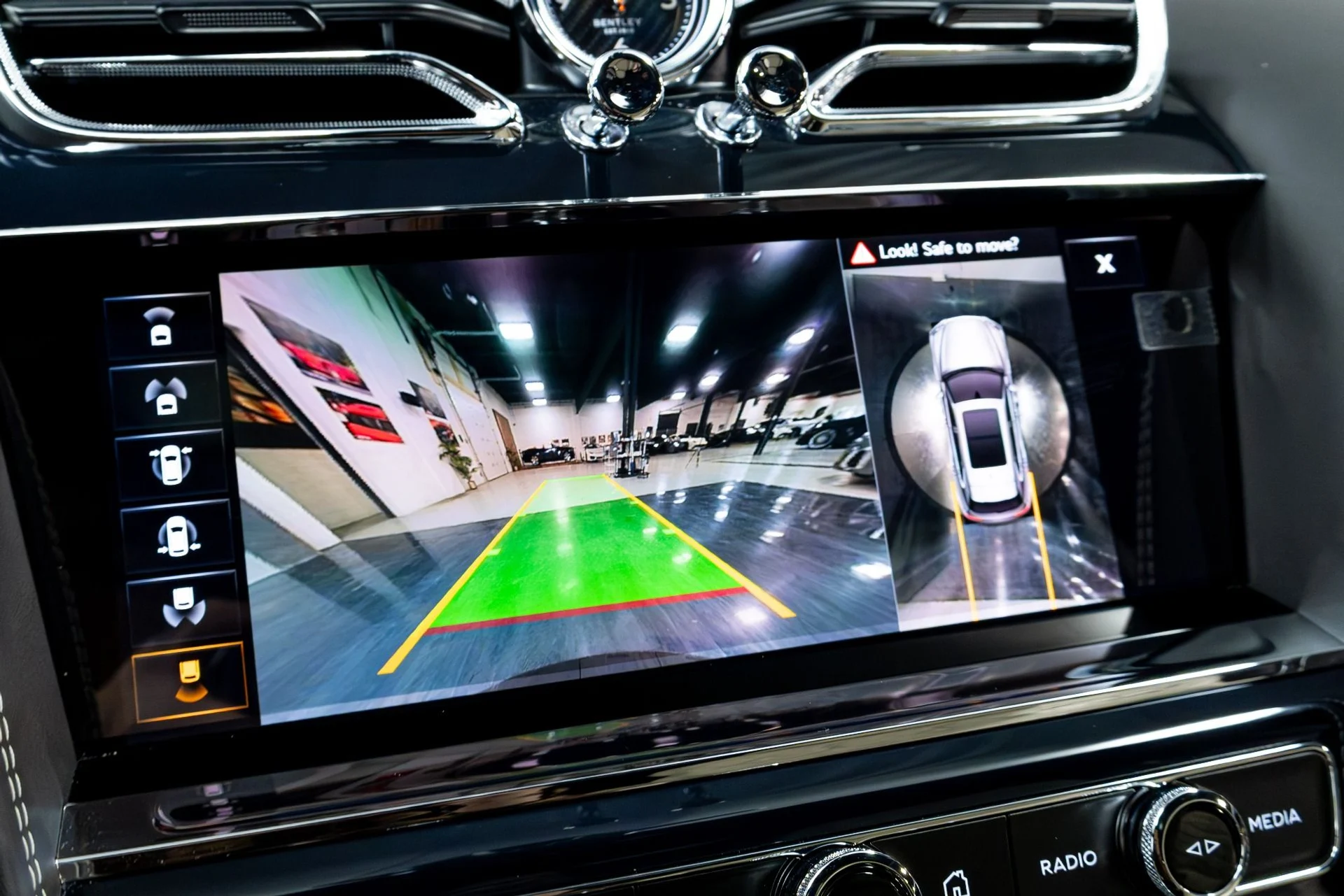 mph078_432198144_Used_2021_Bentley_Bentayga_V8_First_Edition_1774291657_6f5e6c9d09