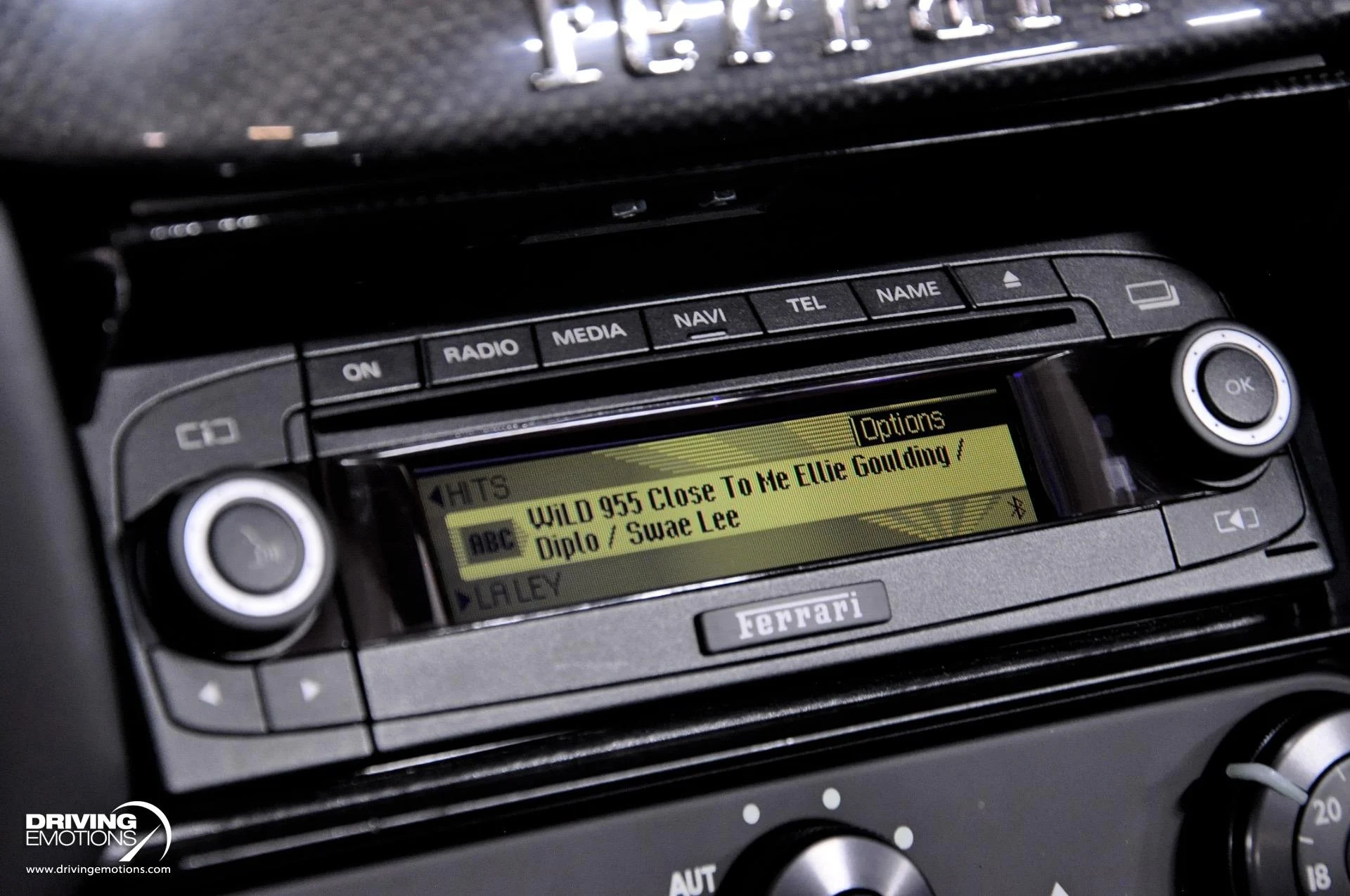 mph078_466746631_438_p79_l_81a16ae0f5