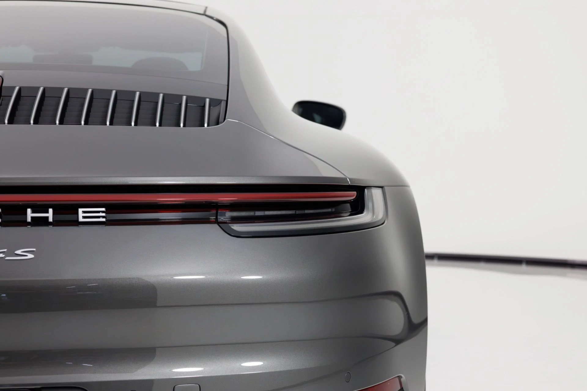 mph078_545891590_Used_2024_Porsche_911_Carrera_4_S_1773868777_dfbaf7af90