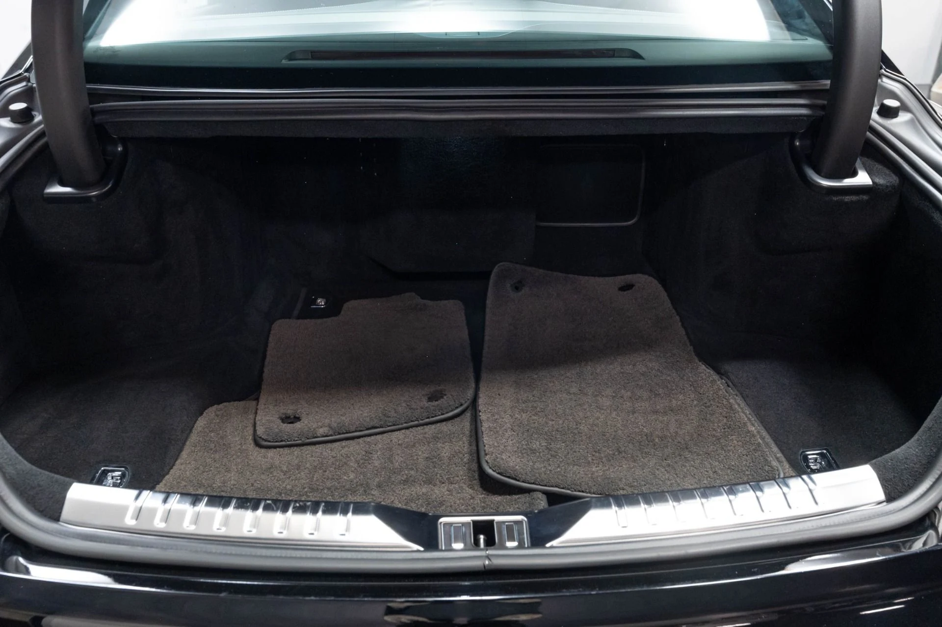 mph078_615319680_Used_2020_Bentley_Flying_Spur_W12_1785337642_0bed5426cc