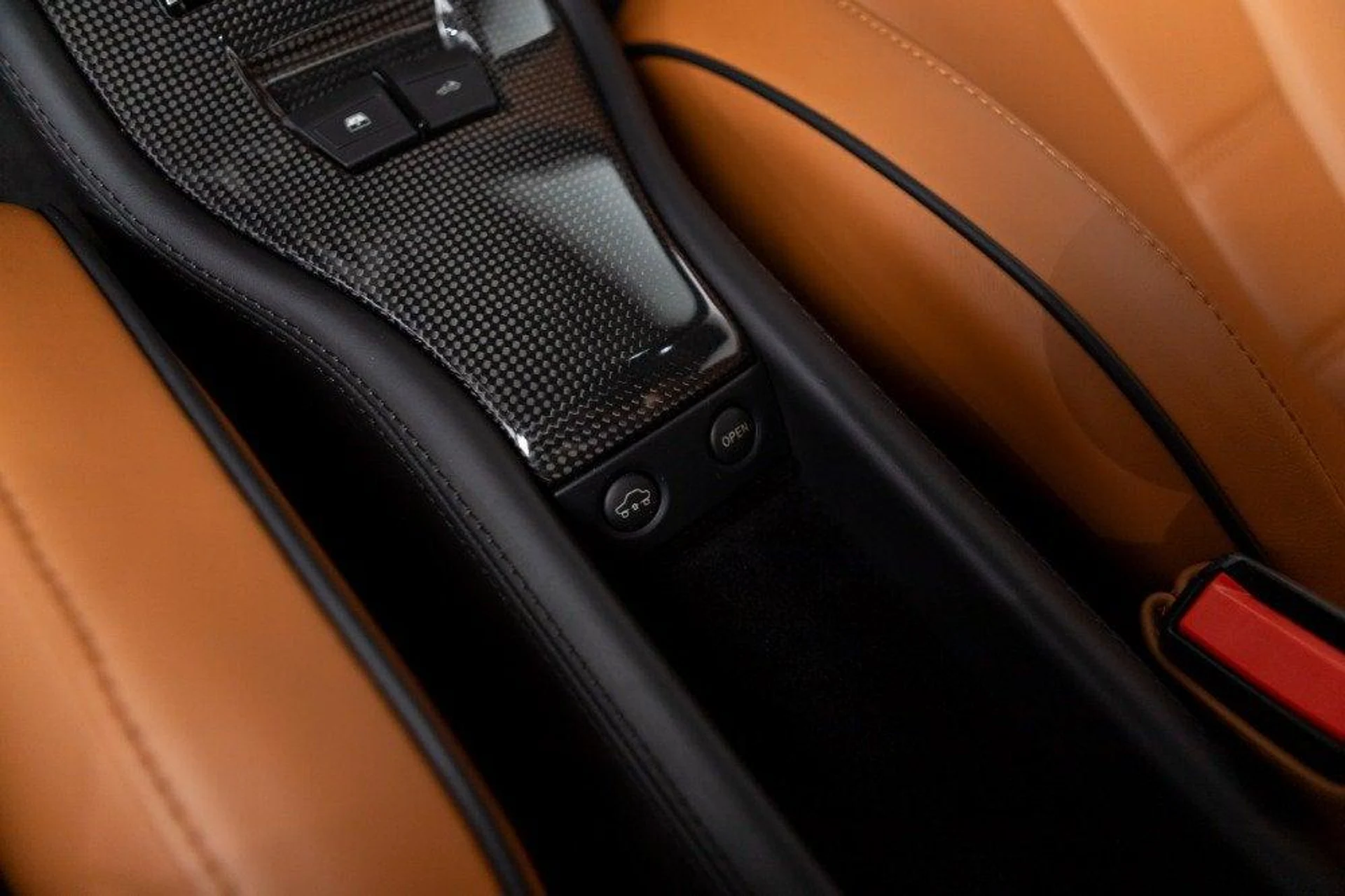 mph078_668443200_Used_2014_Ferrari_458_Spider_1788615036_8b11e71ff3