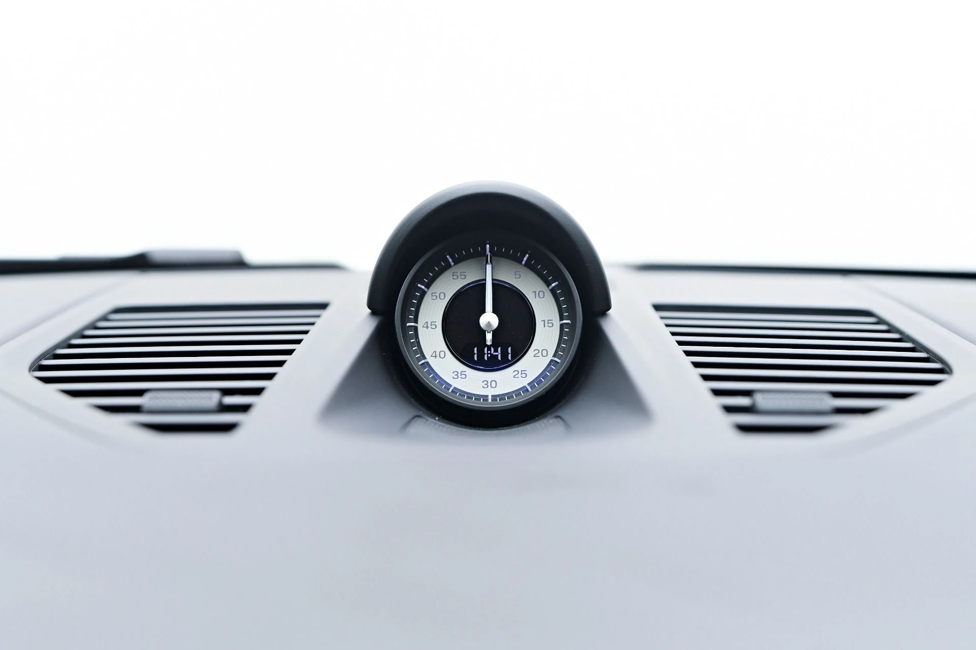 mph078_696334292_Used_2024_Porsche_911_Carrera_4_GTS_1753409003_c1e1cb1e59