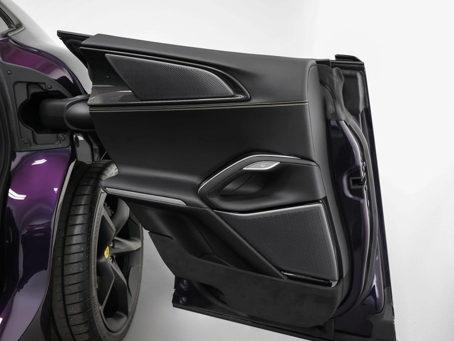 mph078_69855939_79_e1192cb2e4