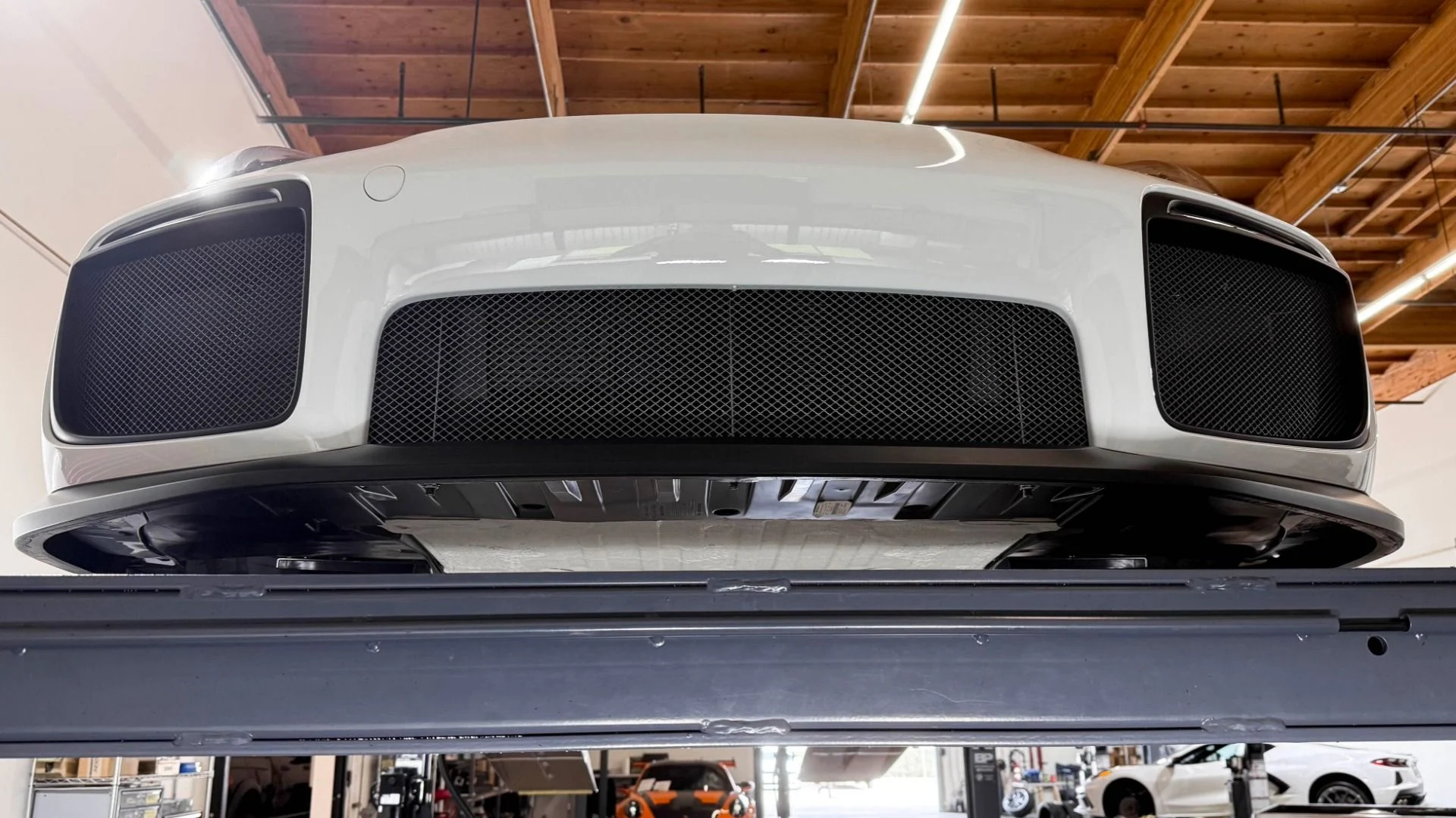 mph078_713182877_Used_2018_Porsche_911_GT_2_RS_1762388135_cd9b99f4ad