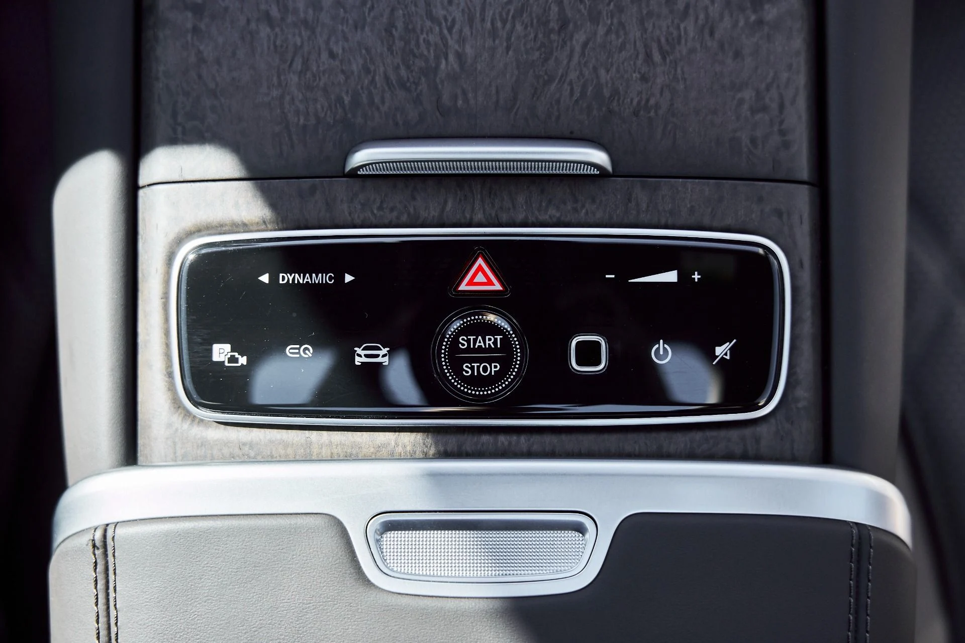 mph078_764634353_Used_2025_Mercedes_Benz_EQS_Maybach_EQS_680_1770508847_b4d80b6458