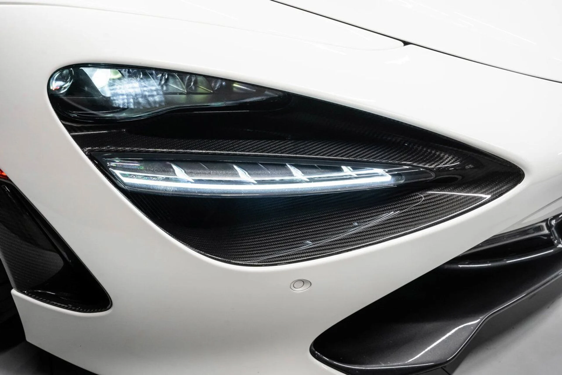 mph078_777258032_mclaren_720s_2018_1264337f92