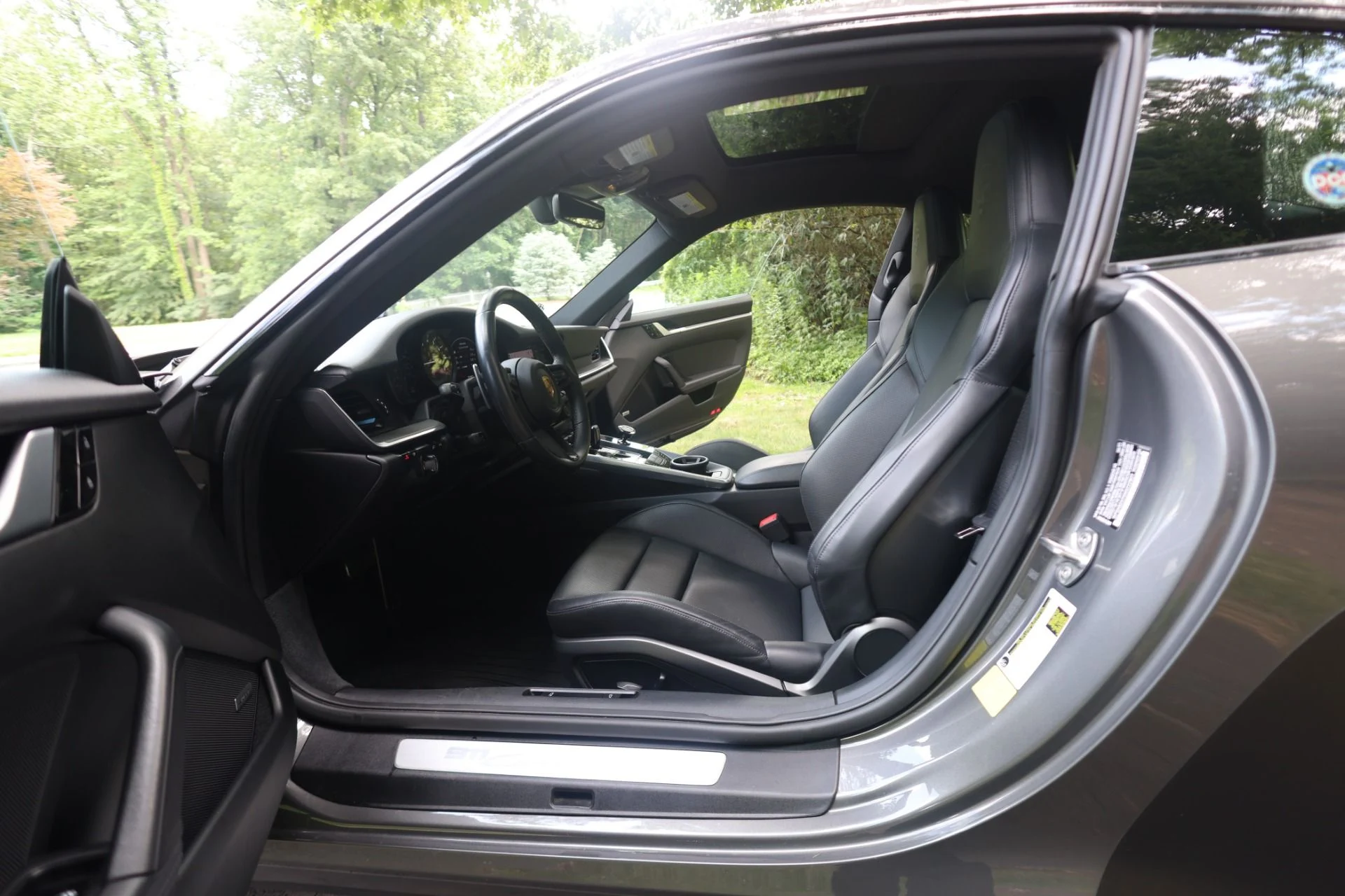 mph078_872074800_Used_2021_Porsche_911_Carrera_4_S_1782945439_e089af499f