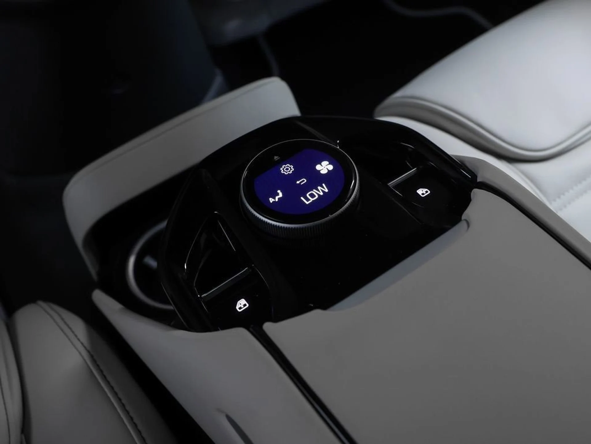 mph079_1049194542_80_30c49dd071