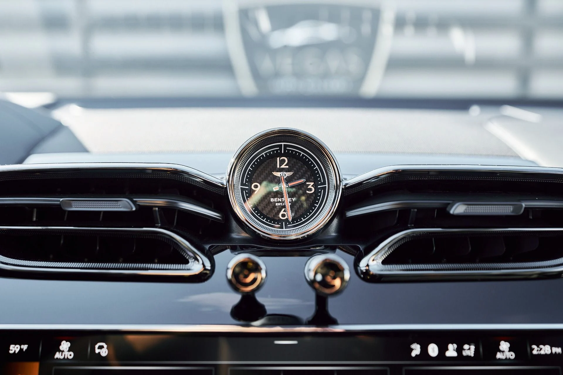 mph079_1101633865_Used_2025_Bentley_Bentayga_S_Black_Edition_1764904298_2b57d748cc