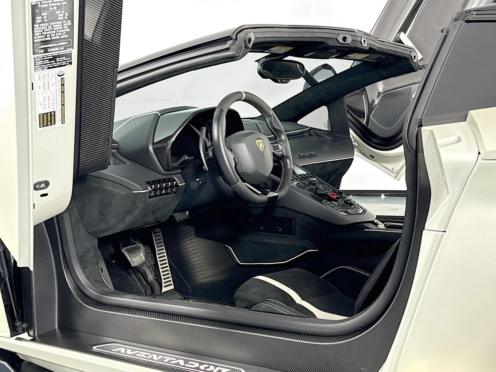 mph079_1104850312_Used_2020_Lamborghini_Aventador_LP_770_4_SVJ_Roadster_1785777176_d8a75de85a