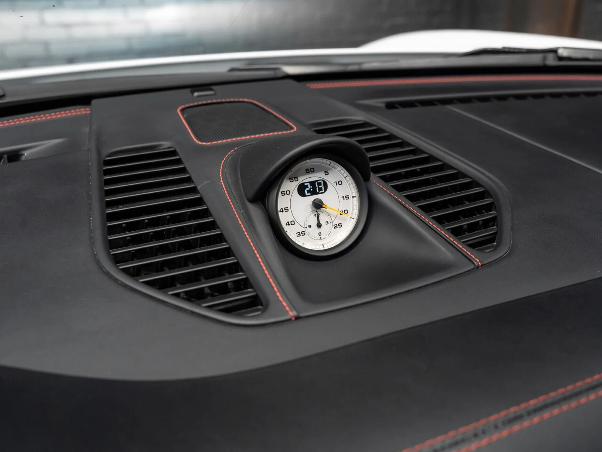 mph079_1300404400_porsche_911_2015_8af63b16f6