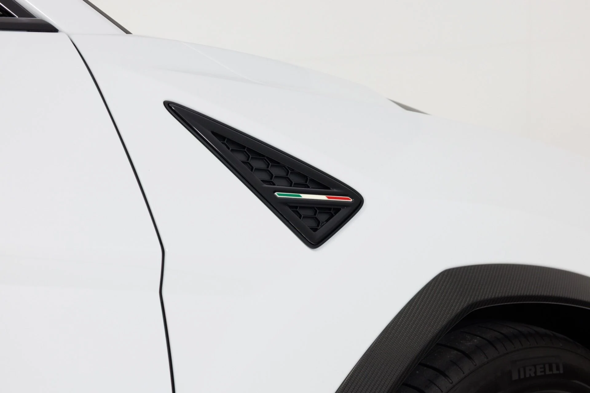 mph079_1325973635_Used_2024_Lamborghini_Urus_Performante_1780601156_257b29580f