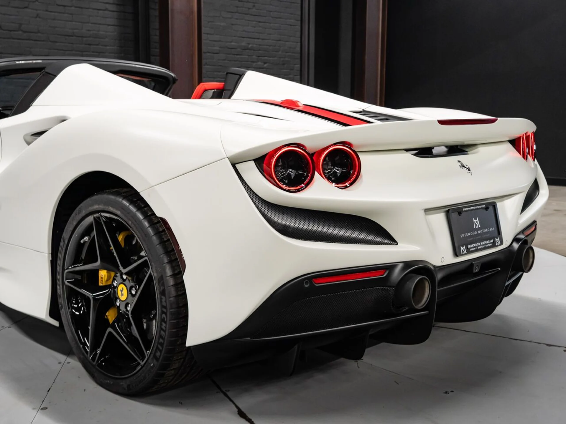 mph079_1337193327_ferrari_f8_spider_2022_907e9fb5d9