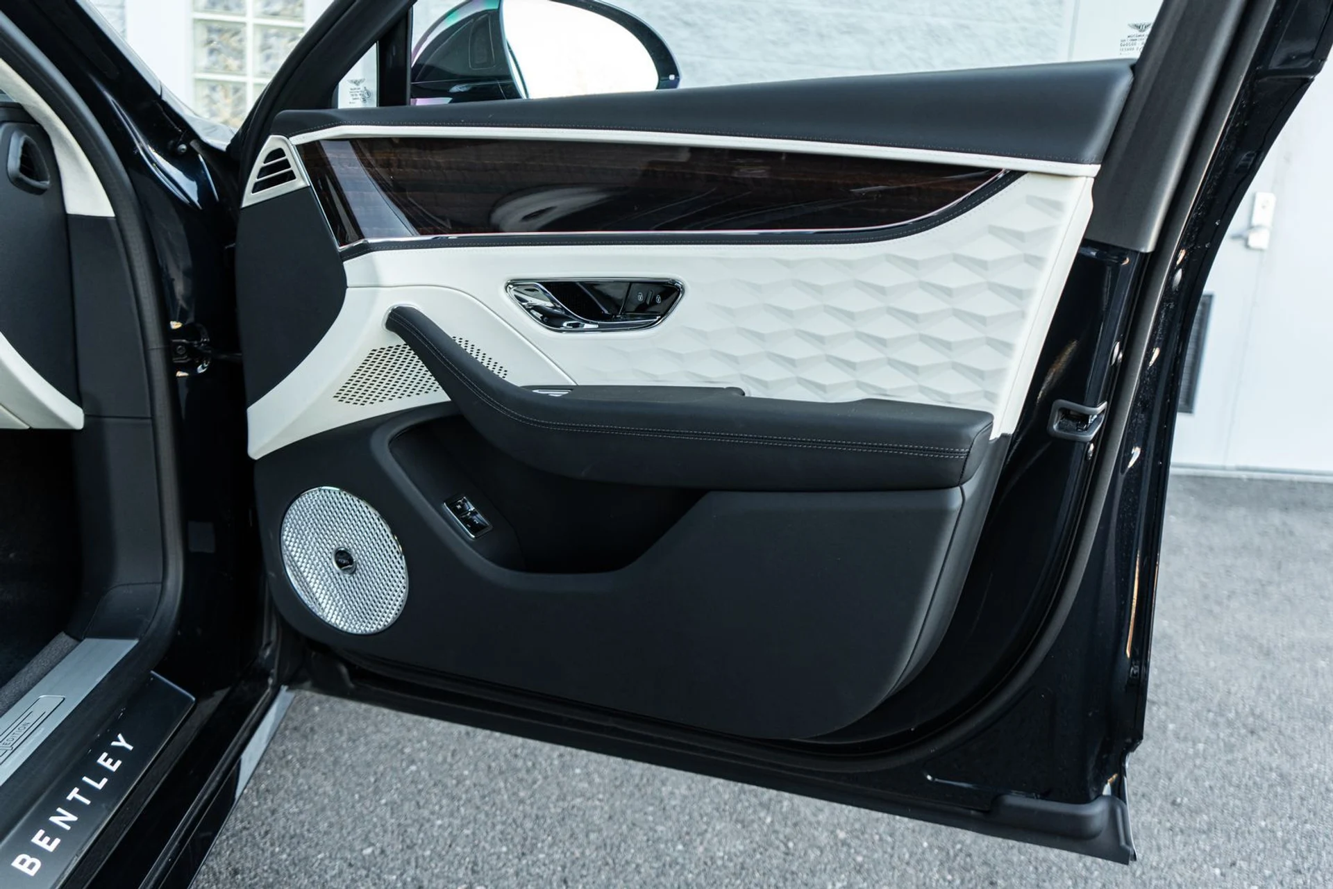 mph079_1445849675_0ace311b_a65a_44d3_825d_988143f3e75b_9db00be530