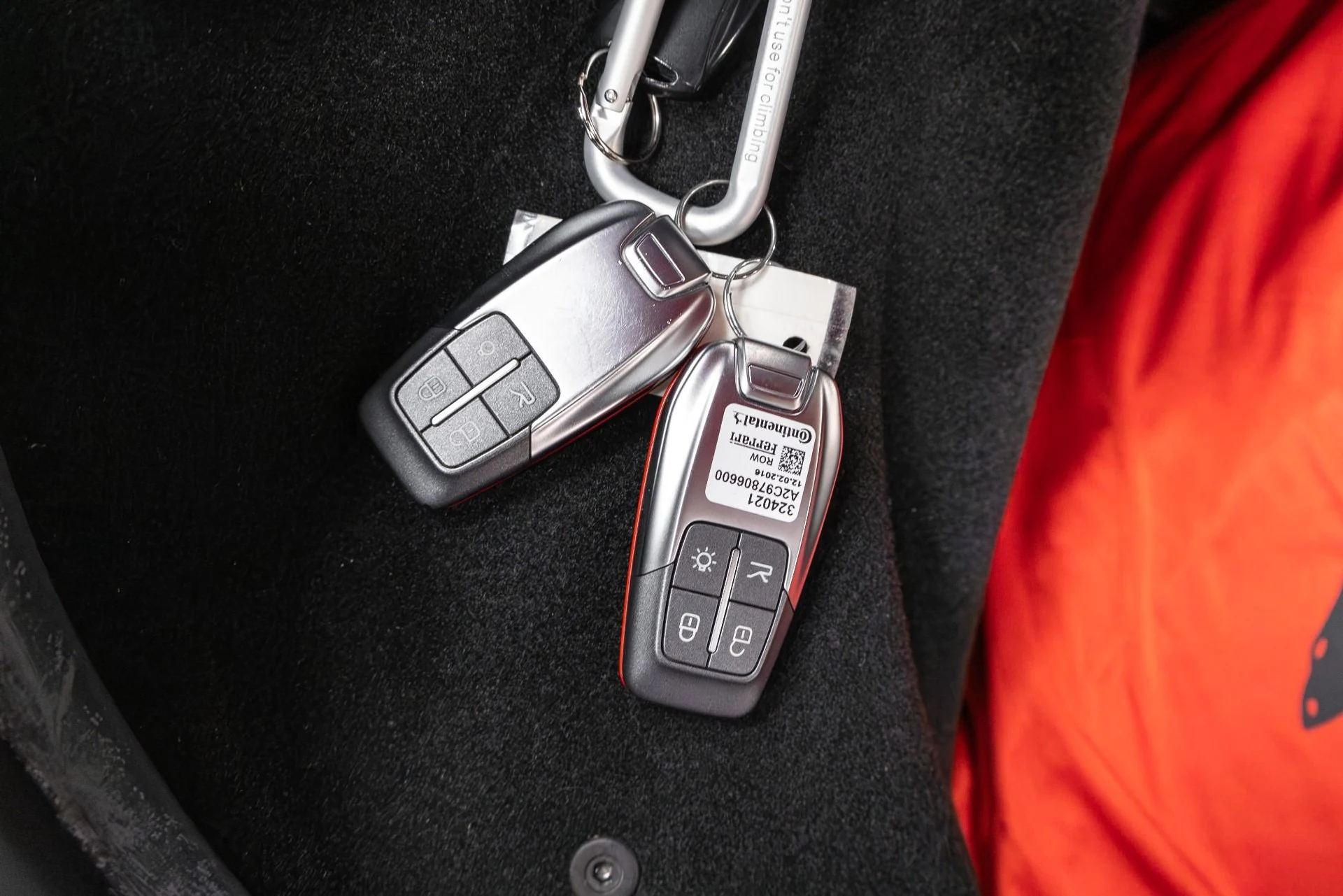 mph079_1509464188_Used_2016_Ferrari_488_Spider_Base_1761761297_99445c7a86