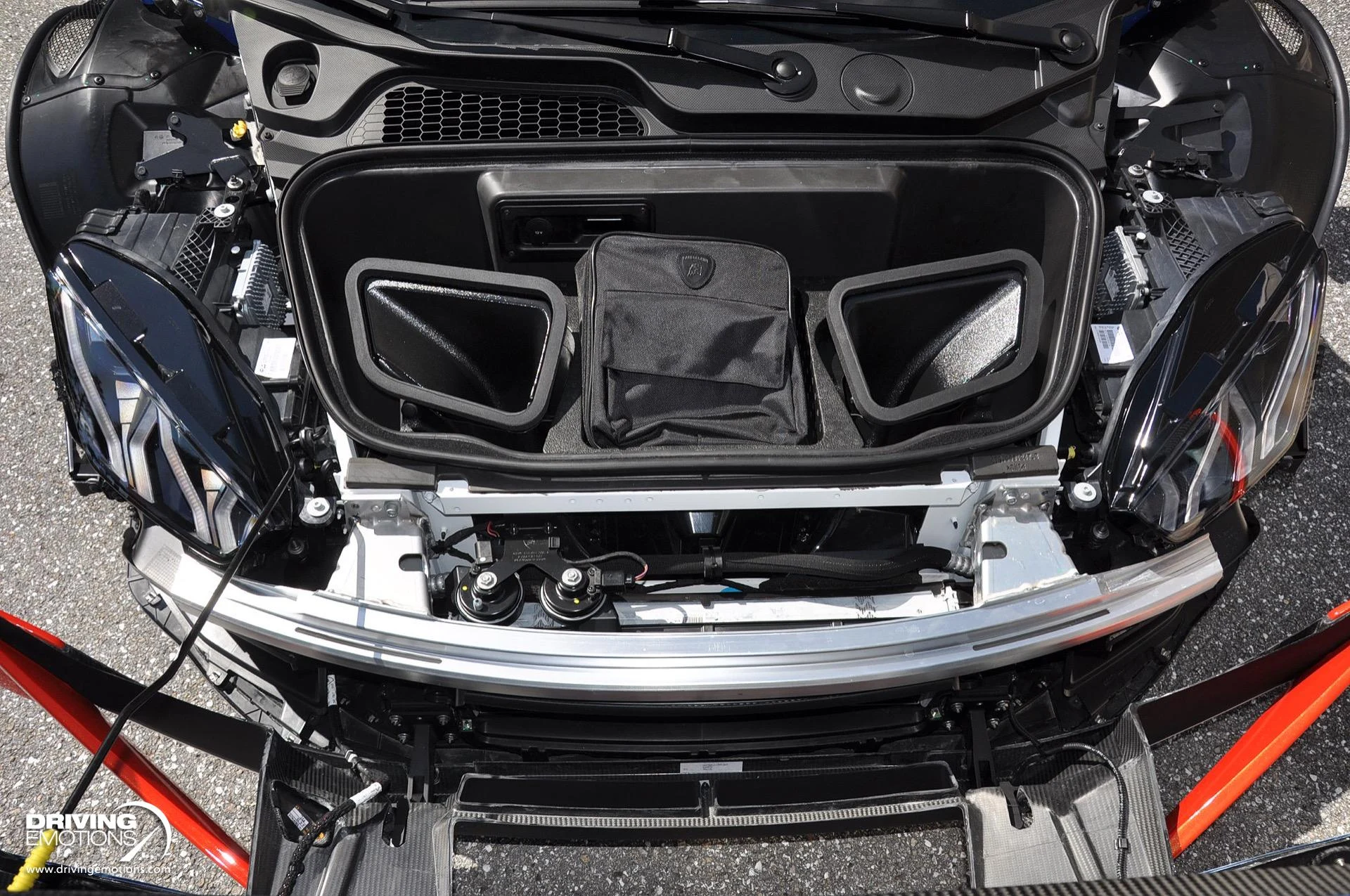 mph079_1510608533_743_p80_l_6f8eef7ead