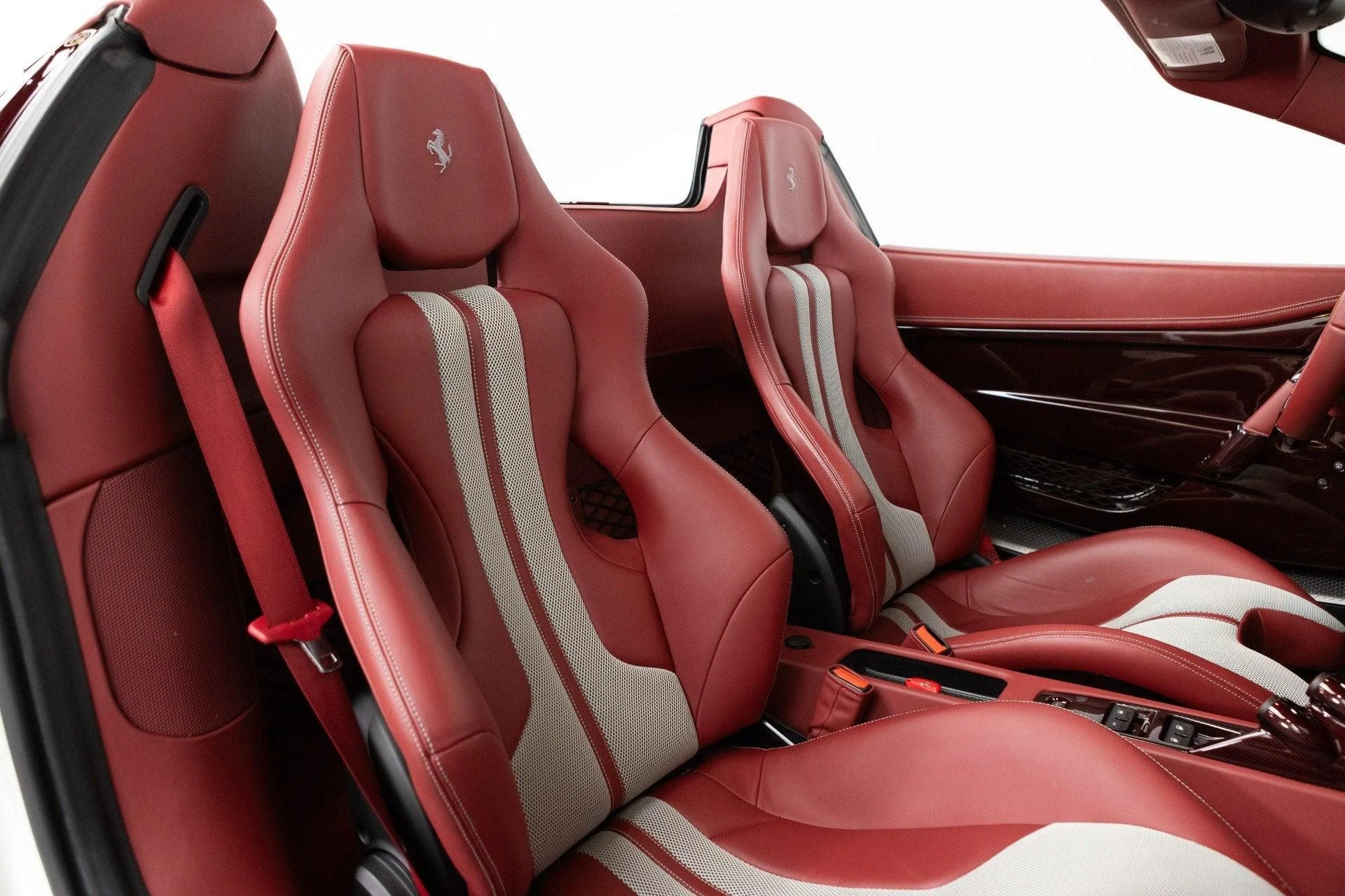 mph079_1553399934_Used_2015_Ferrari_458_Speciale_A_1782465345_df5c8c9aae