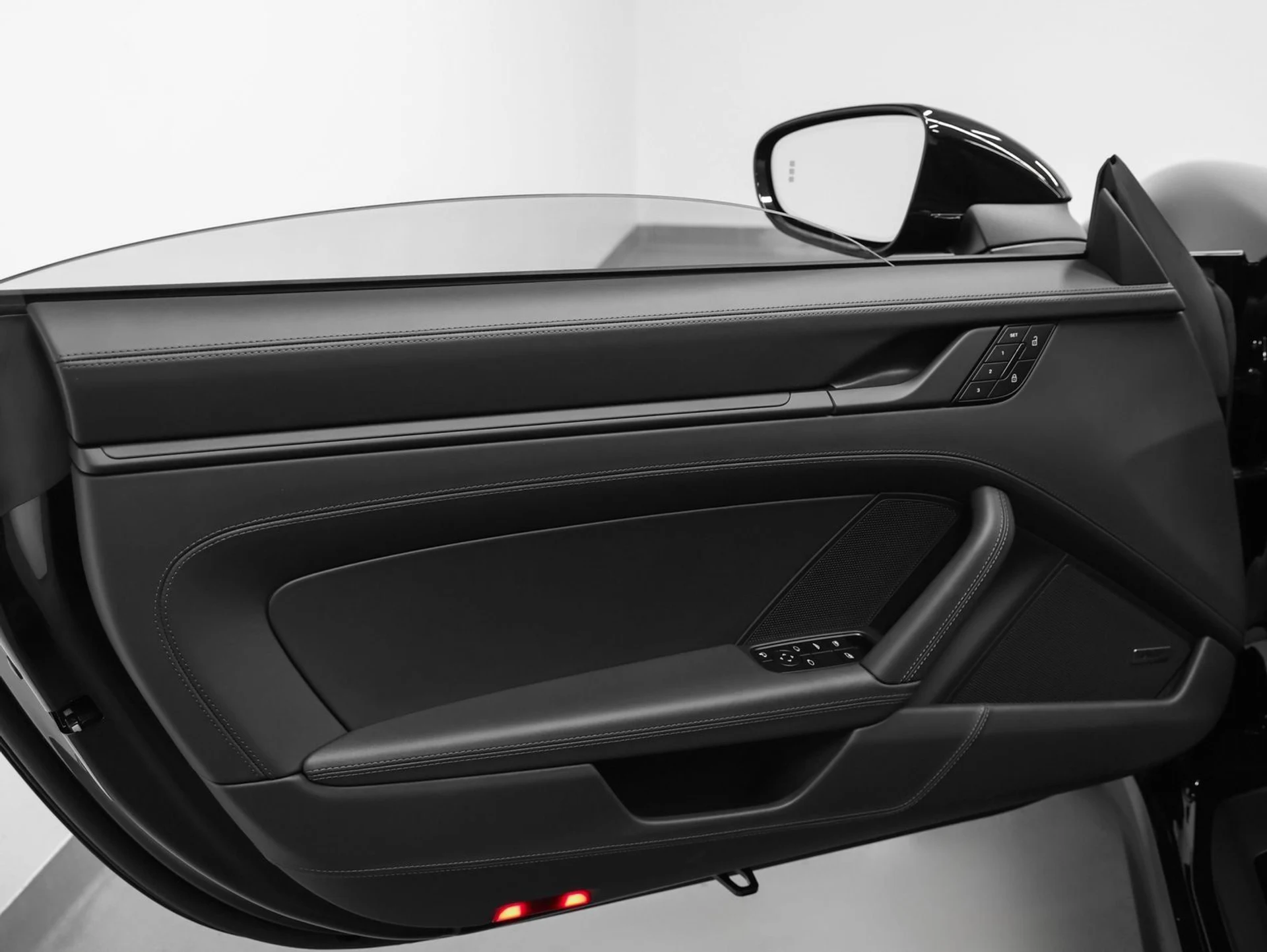 mph079_1557609335_80_97ec0a7279