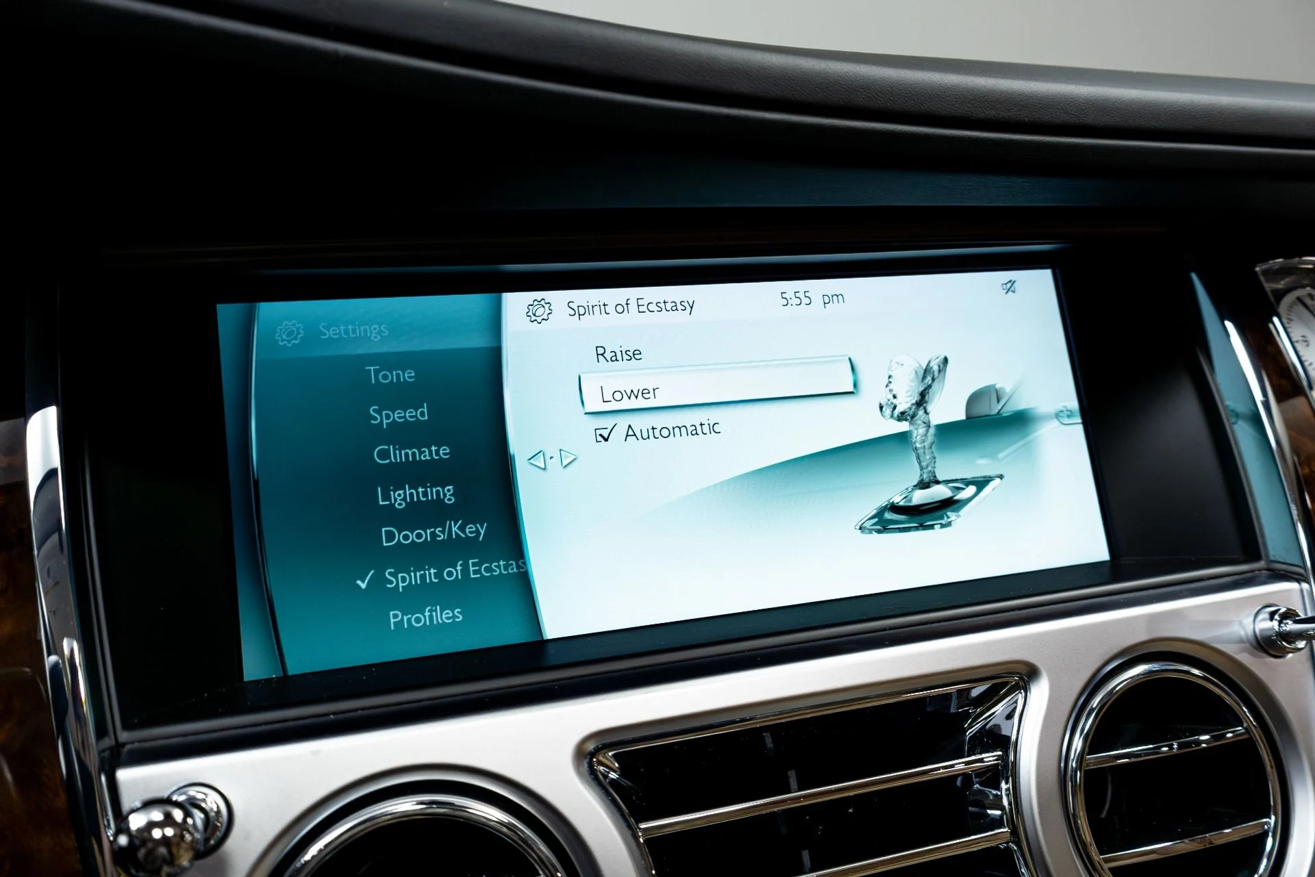 mph079_1605987516_Used_2017_Rolls_Royce_Ghost_1774888920_cfe4f01e3e