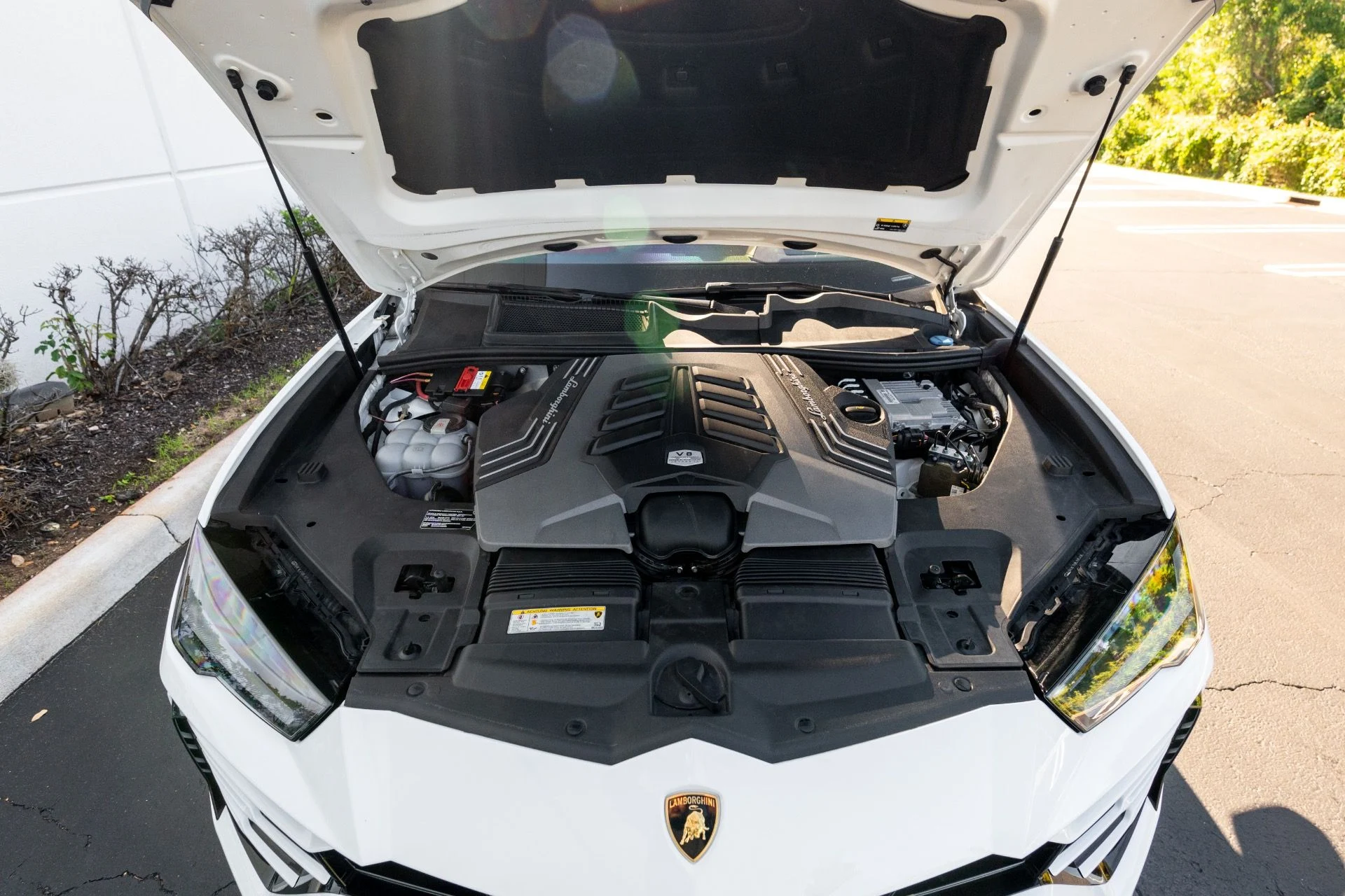 mph079_1727991822_Used_2021_Lamborghini_Urus_1767069818_c06e43c25d