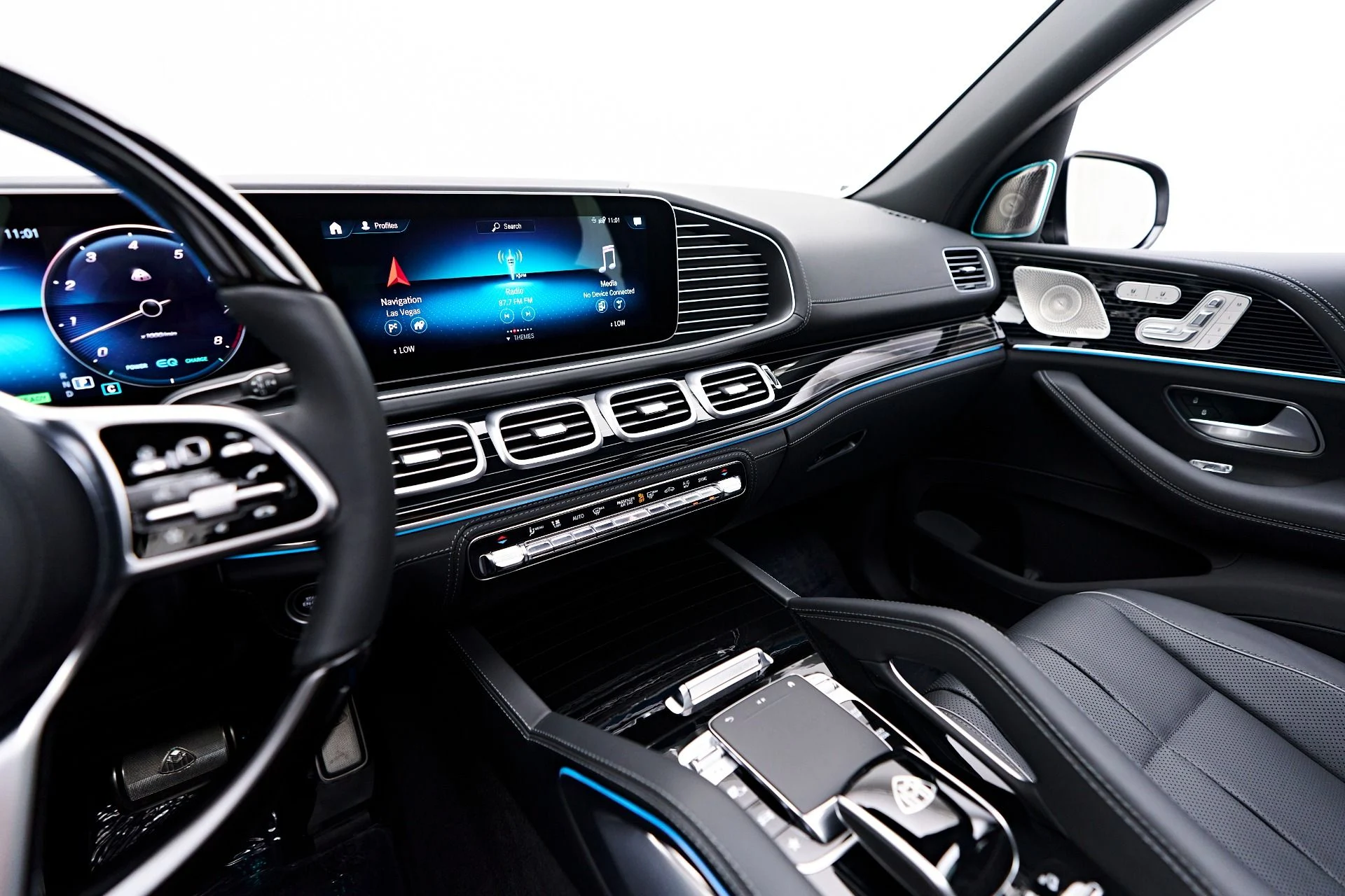 mph079_1803715192_Used_2023_Mercedes_Benz_GLS_Maybach_GLS_600_1762799282_ad26a4ec51