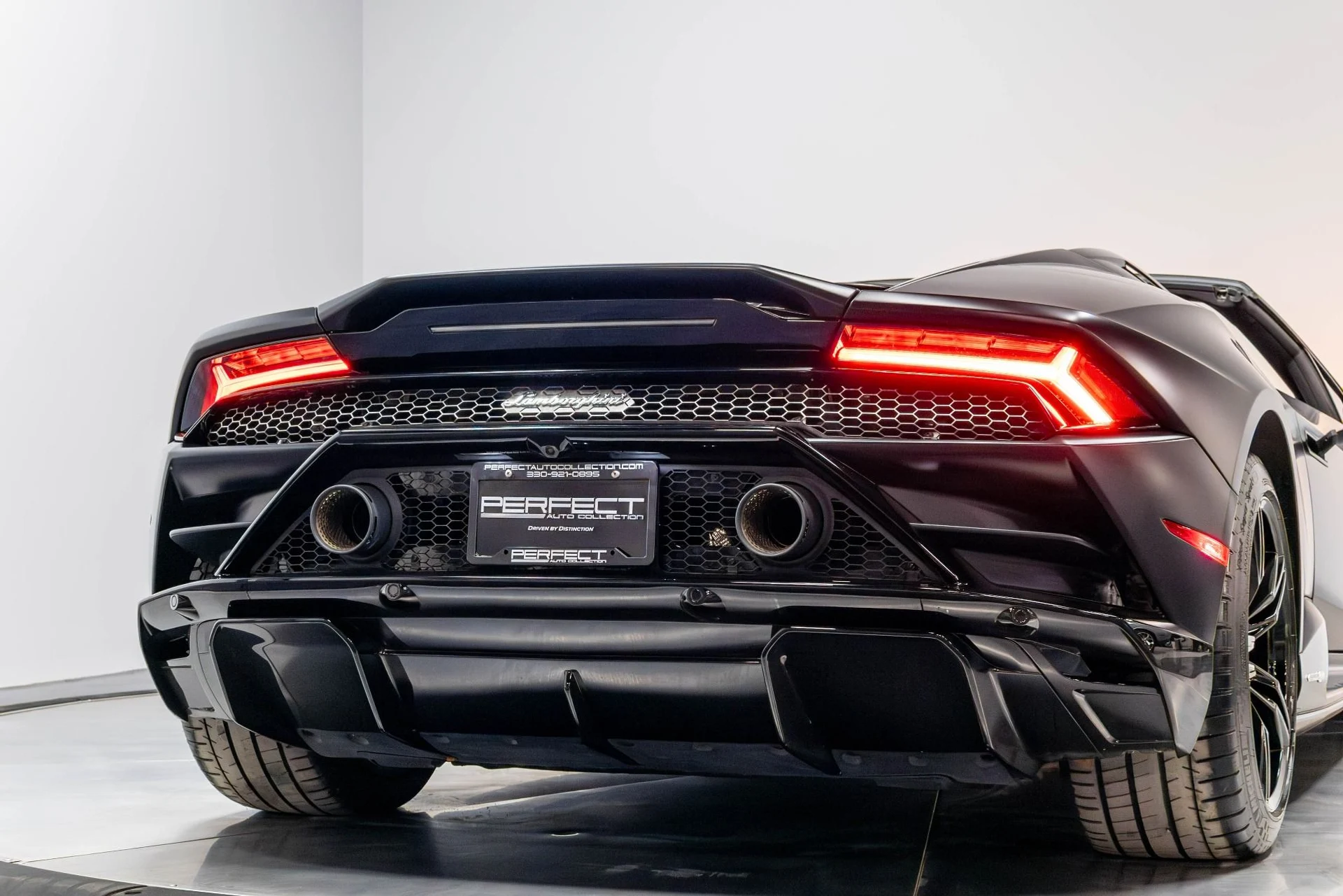 mph079_1830526537_Used_2021_Lamborghini_Huracan_EVO_EVO_Spyder_1780949584_f01842fbaf