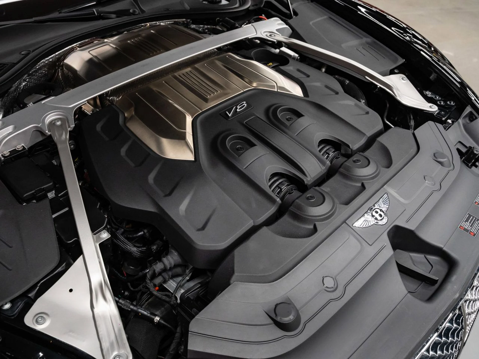 mph079_1891176725_bentley_continental_2020_c5e82750ae