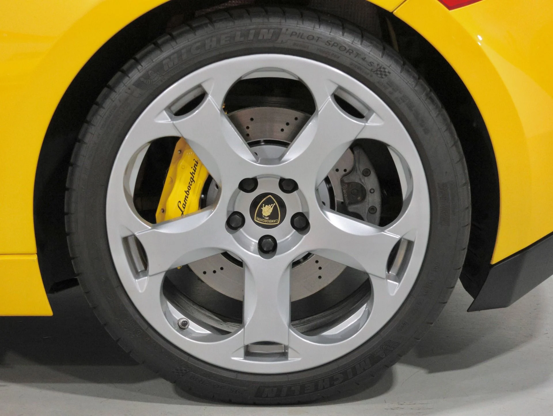 mph079_1951600418_Used_2008_Lamborghini_Gallardo_GATED_6_SPEED_MANUAL_Full_Car_PPF_Recent_20_K_Major_Service_1758142100_44464d19c6